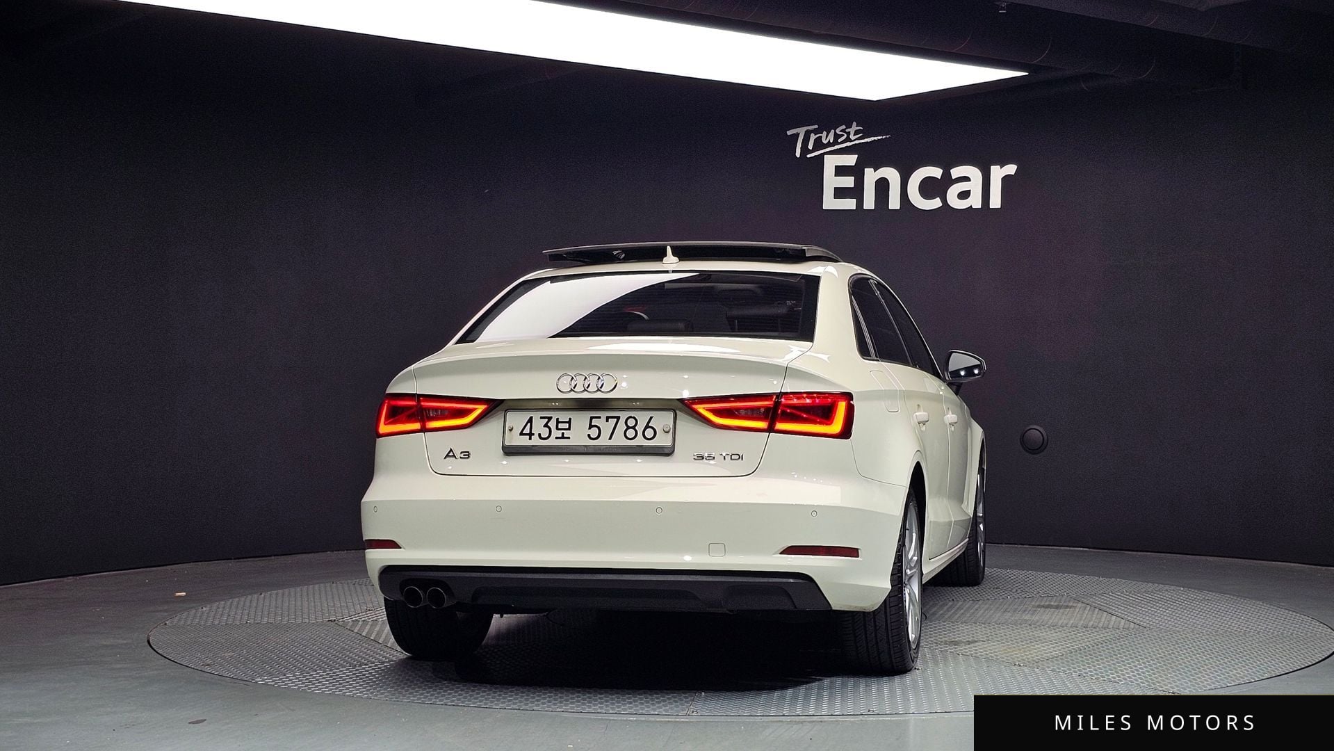 Audi A3 2015 — миниатюра 4