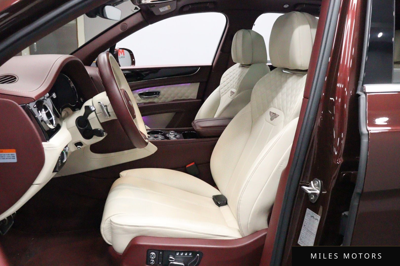 Bentley Bentayga 2021 — миниатюра 7