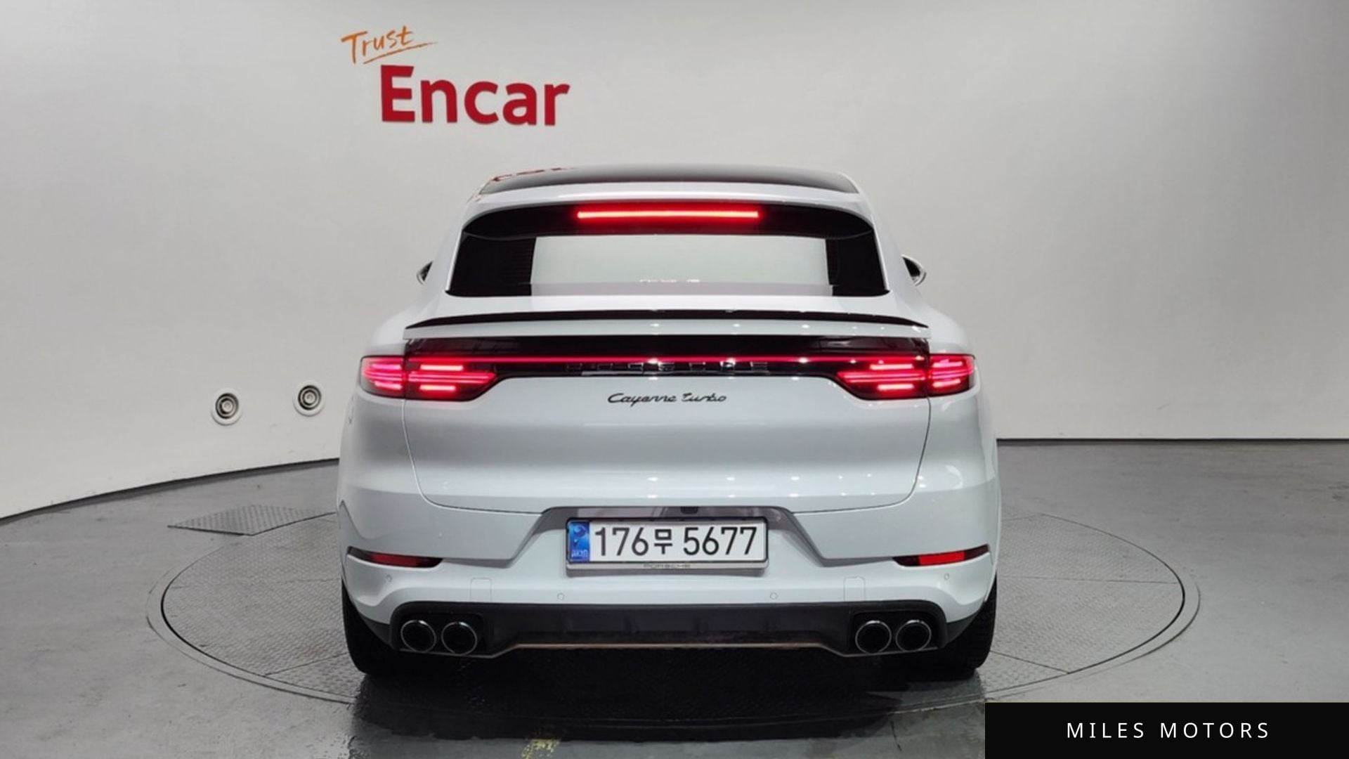 Porsche Cayenne 2020 — миниатюра 2
