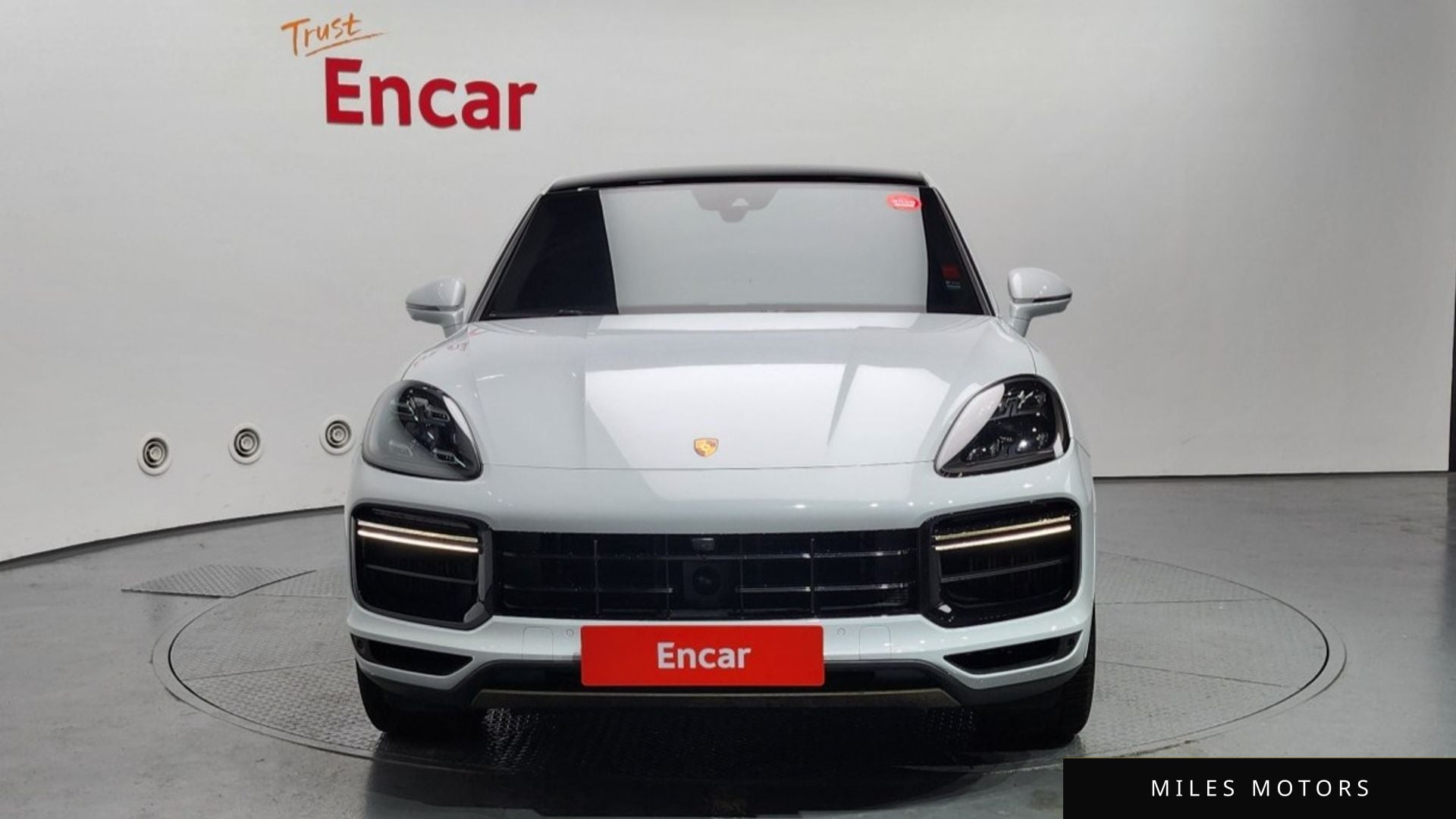 Porsche Cayenne 2020 — миниатюра 3