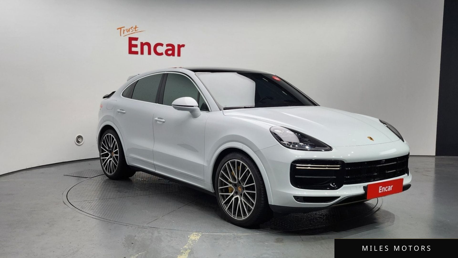 Porsche Cayenne 2020 — миниатюра 4