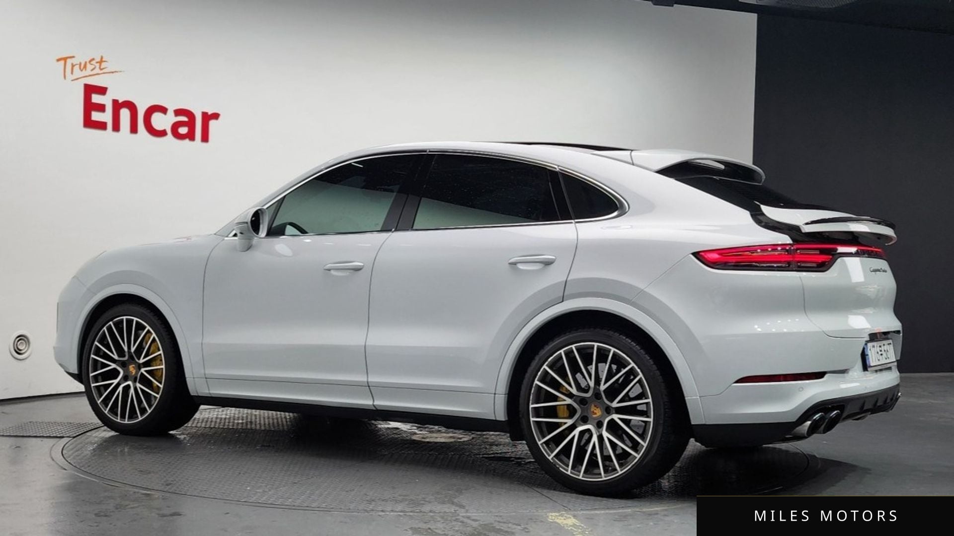 Porsche Cayenne 2020 — миниатюра 5
