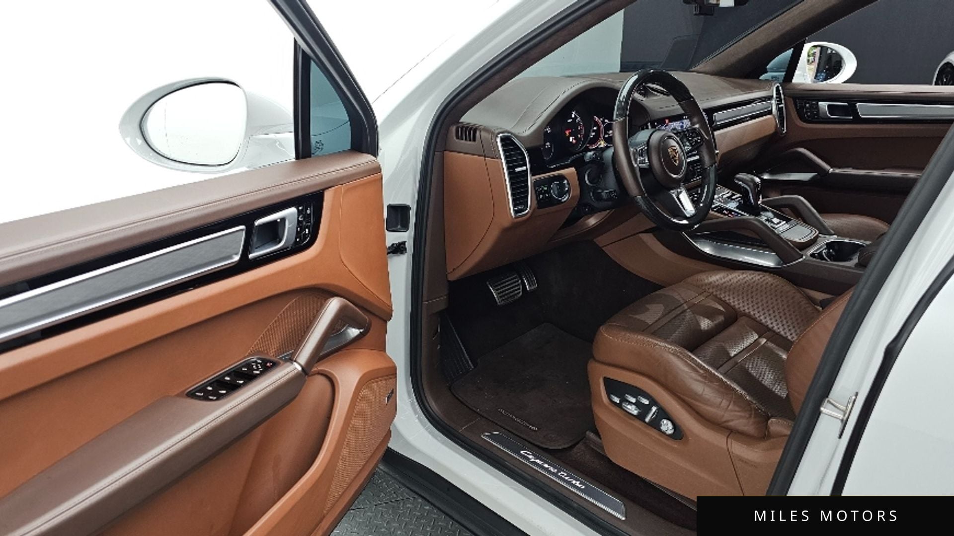Porsche Cayenne 2020 — миниатюра 6