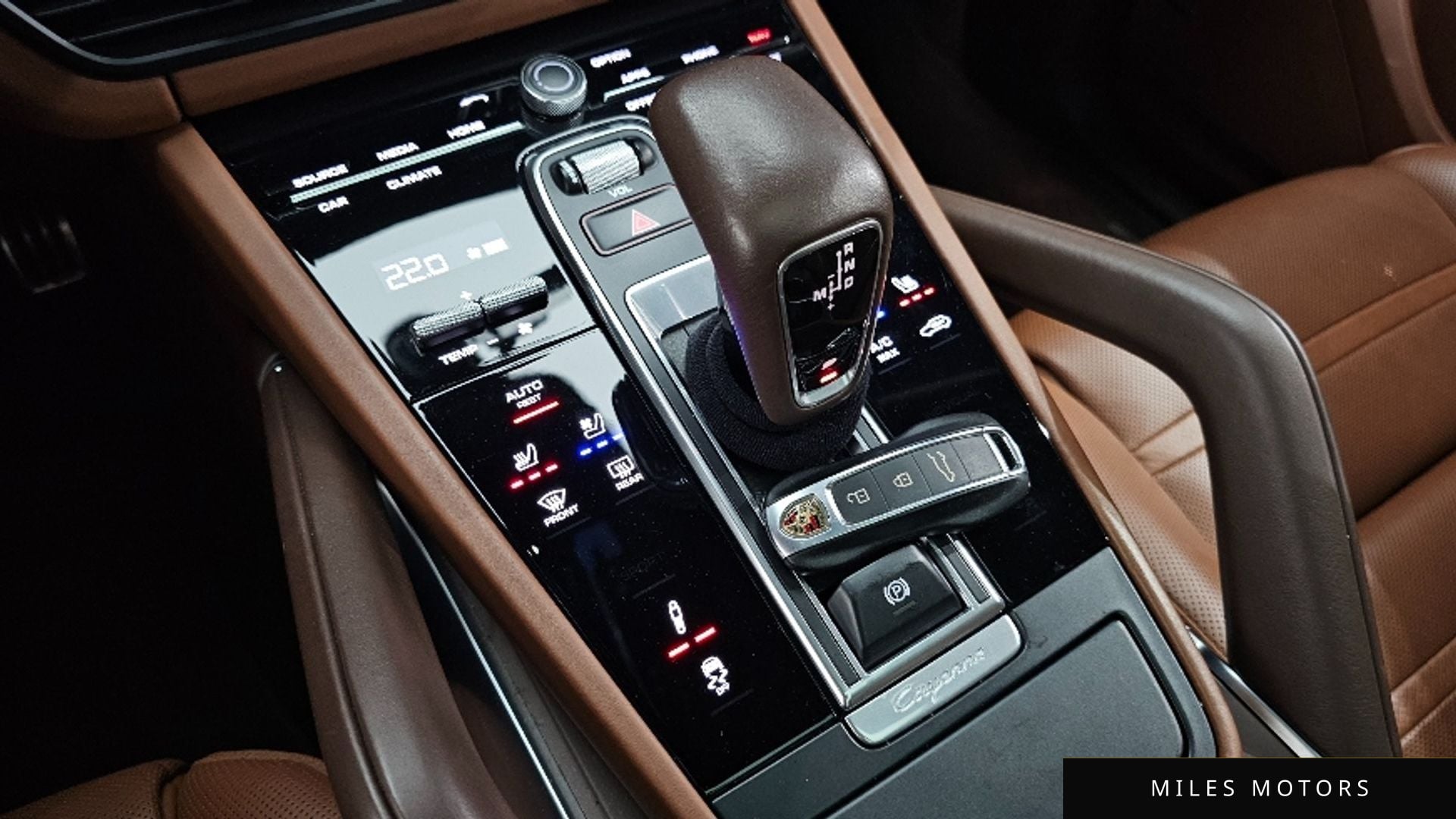 Porsche Cayenne 2020 — миниатюра 9