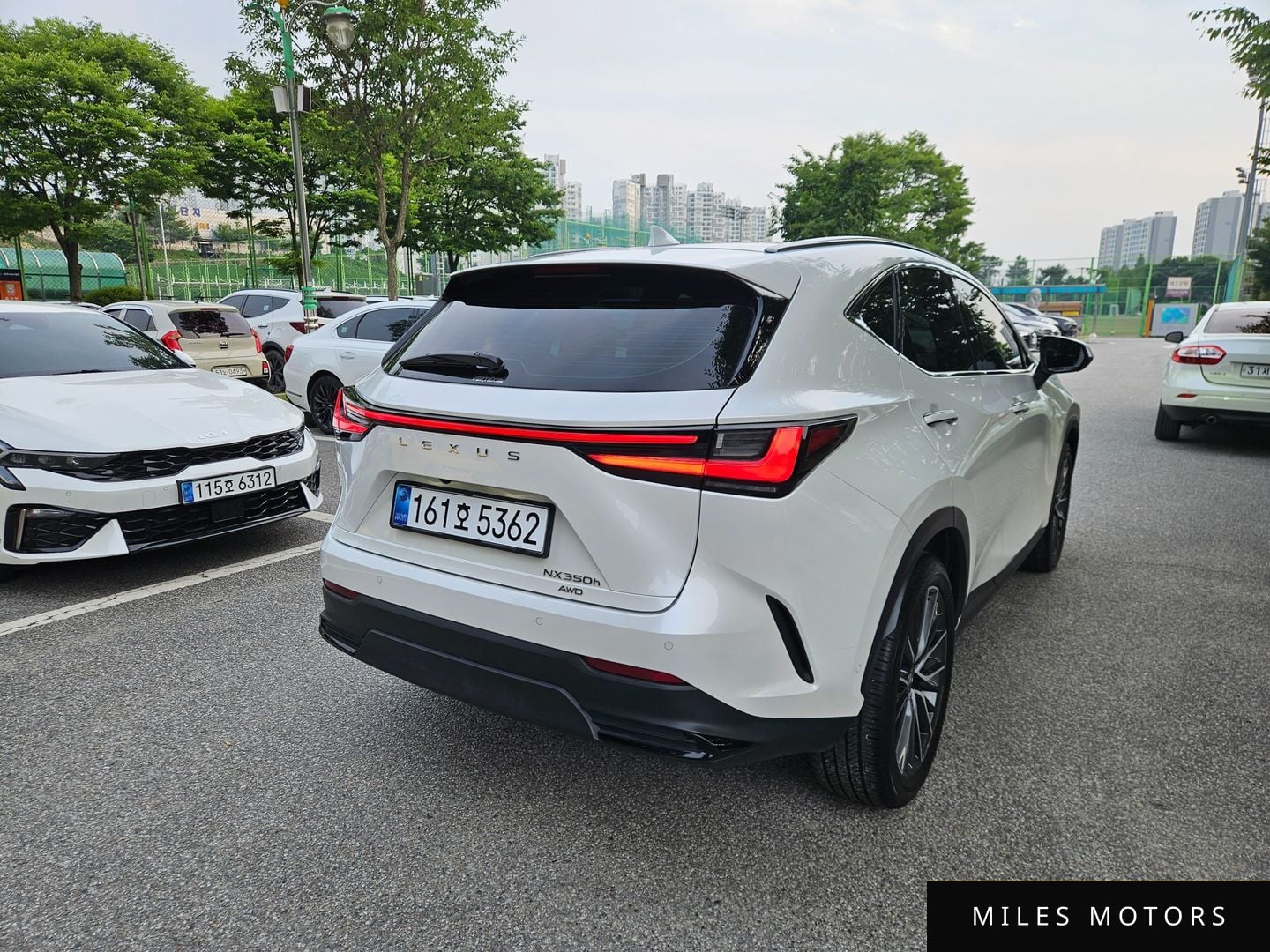 Лексус NX350h 2024 — миниатюра 3