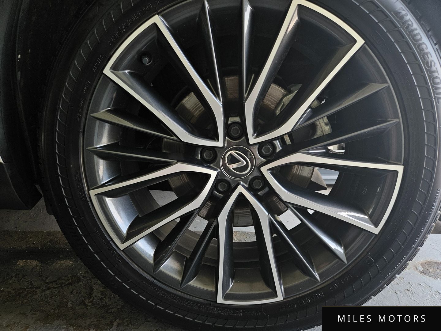Лексус NX350h 2024 — миниатюра 8