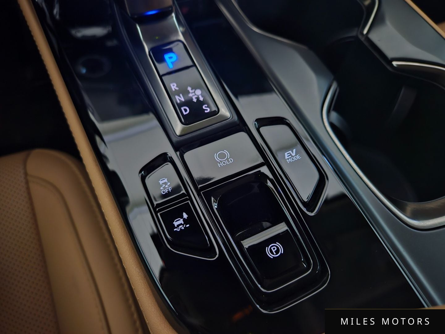 Лексус NX350h 2024 — миниатюра 9