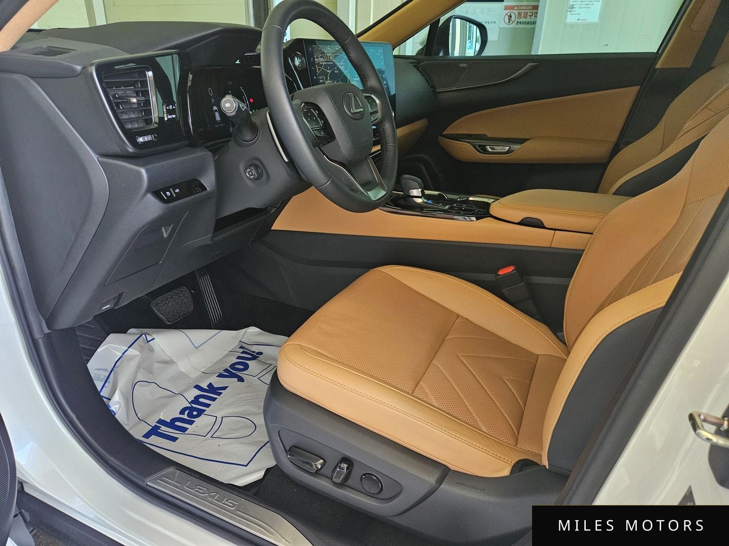 Лексус NX350h 2024 — миниатюра 10