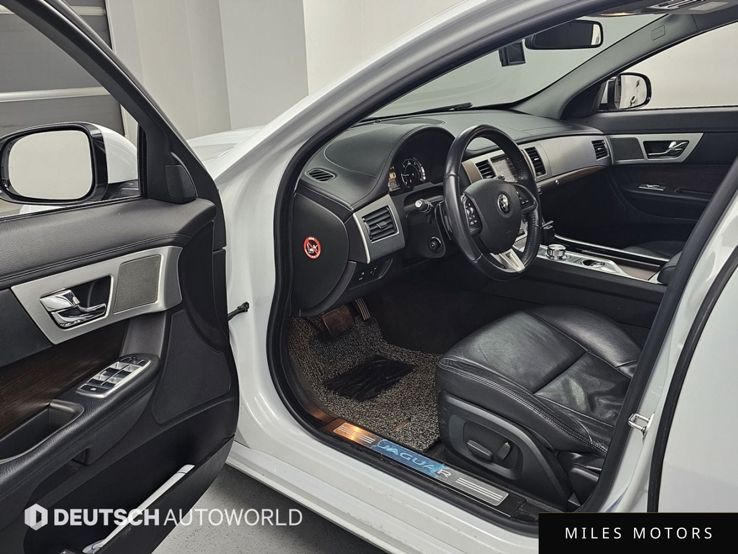 Jaguar New XF 2015 — миниатюра 11
