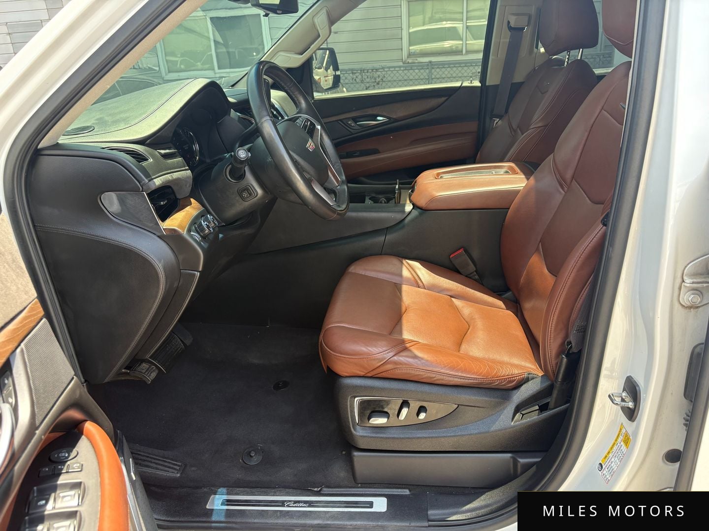 Cadillac Escalade 2017 — миниатюра 7