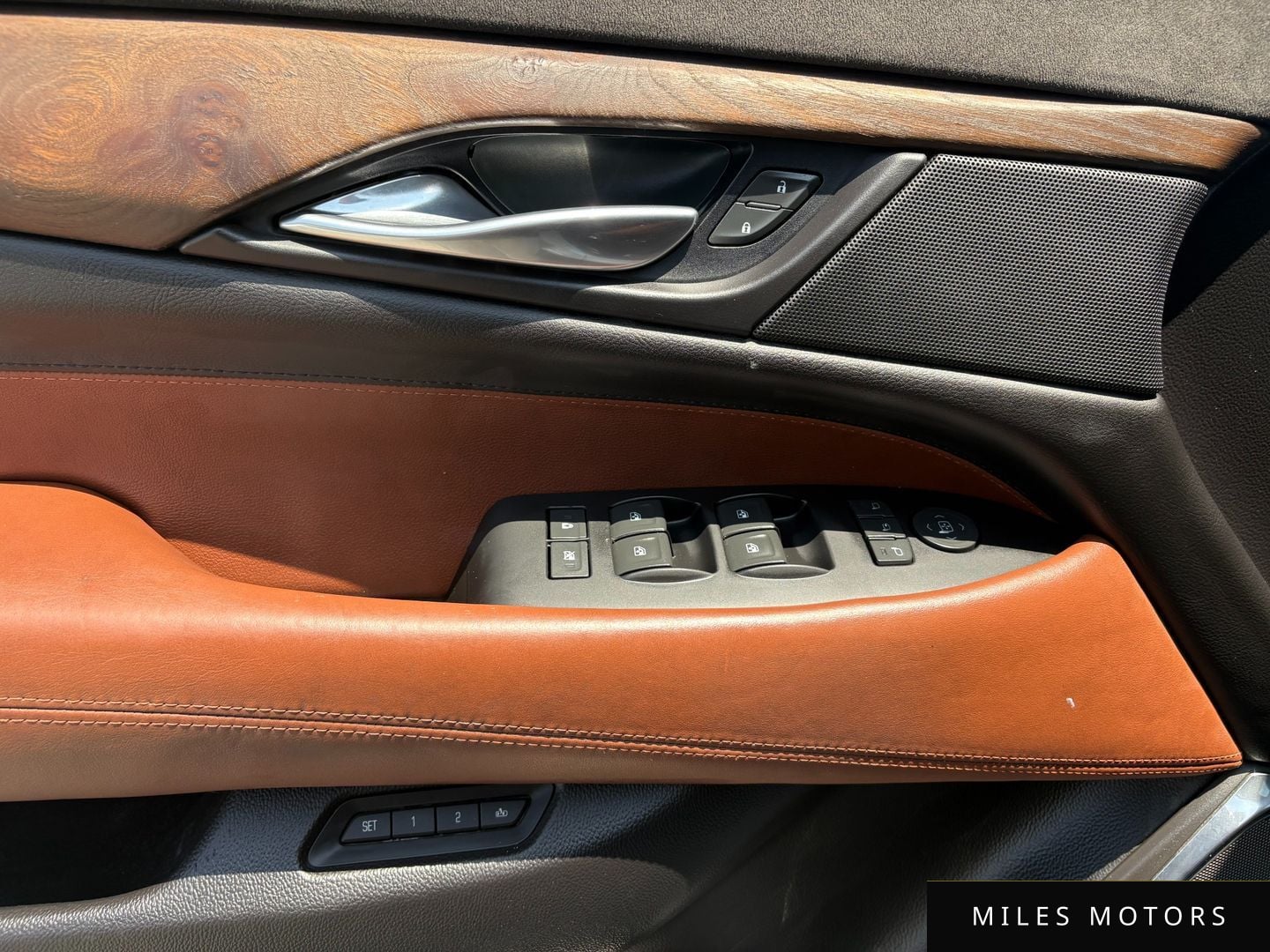 Cadillac Escalade 2017 — миниатюра 9
