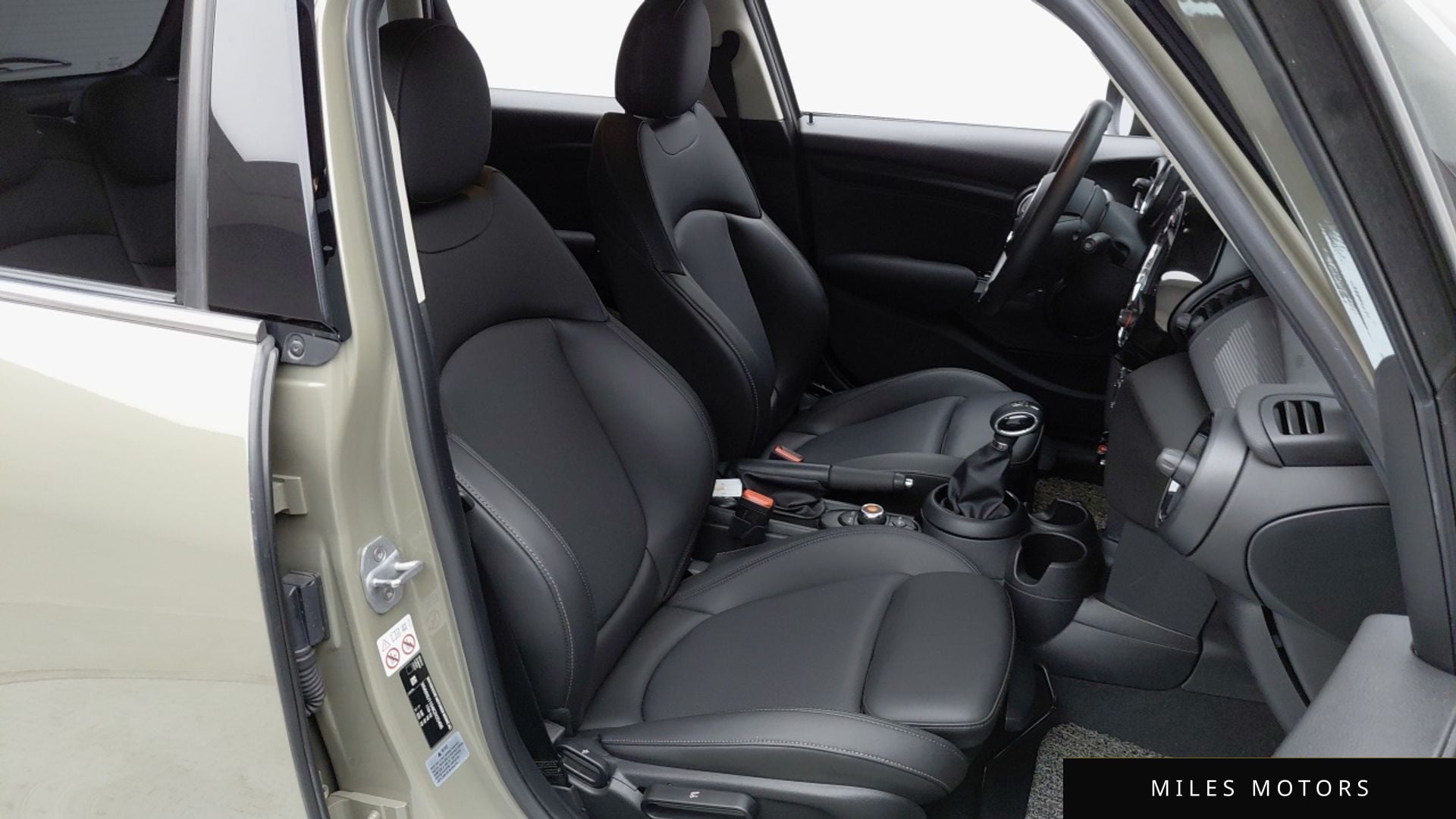 MINI Cooper 2019 — миниатюра 6