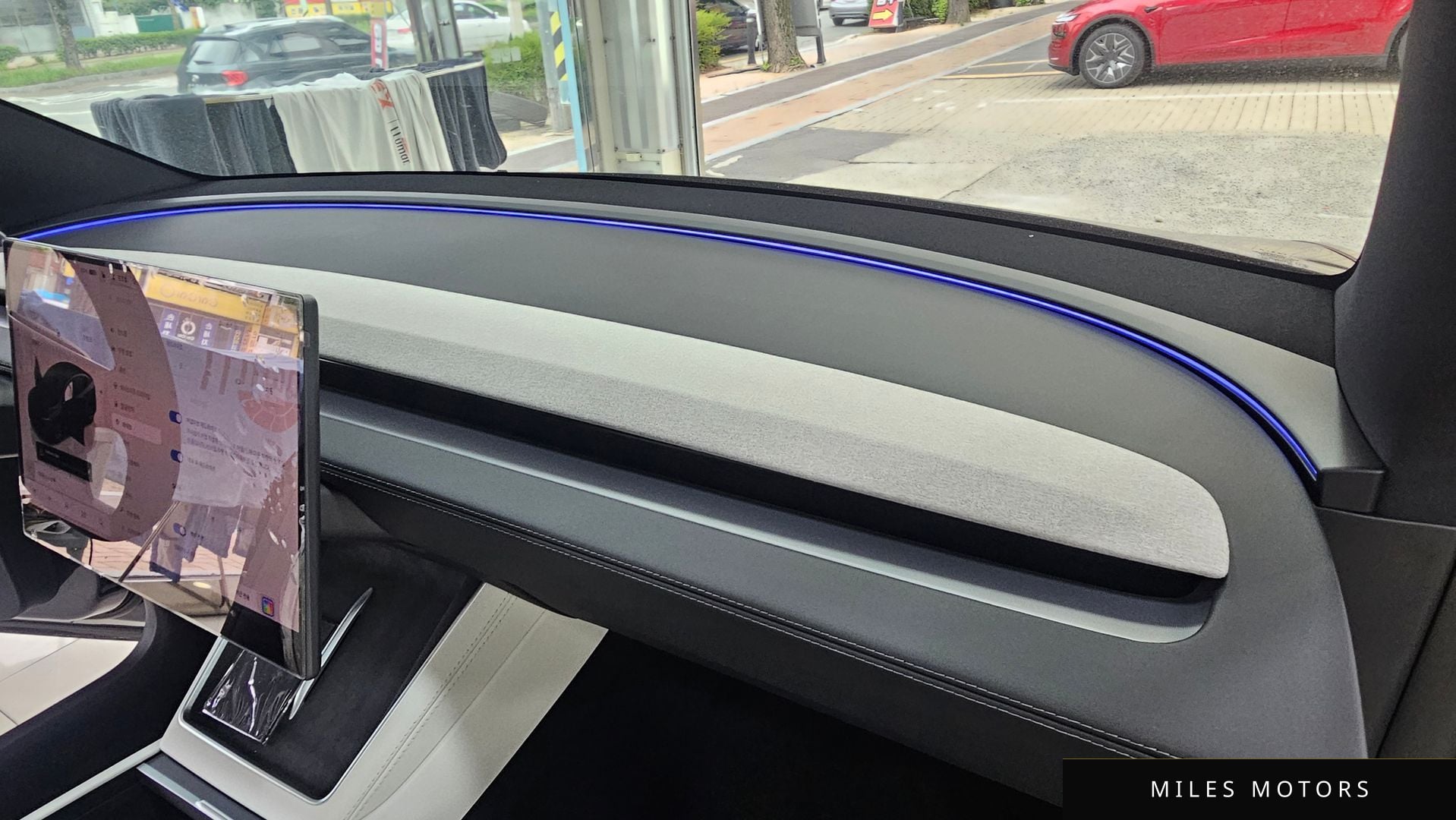 Tesla Model Y 2026 — миниатюра 7