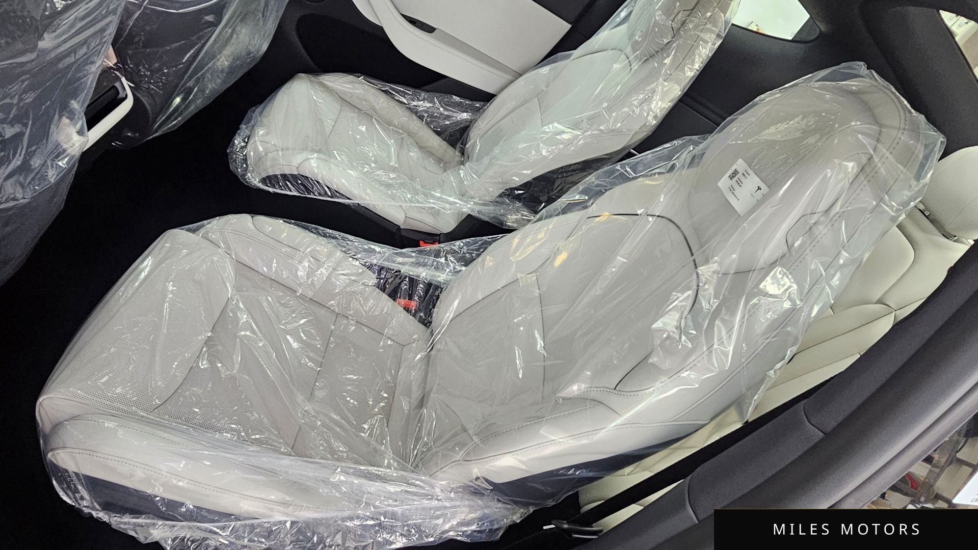 Tesla Model Y 2026 — миниатюра 11