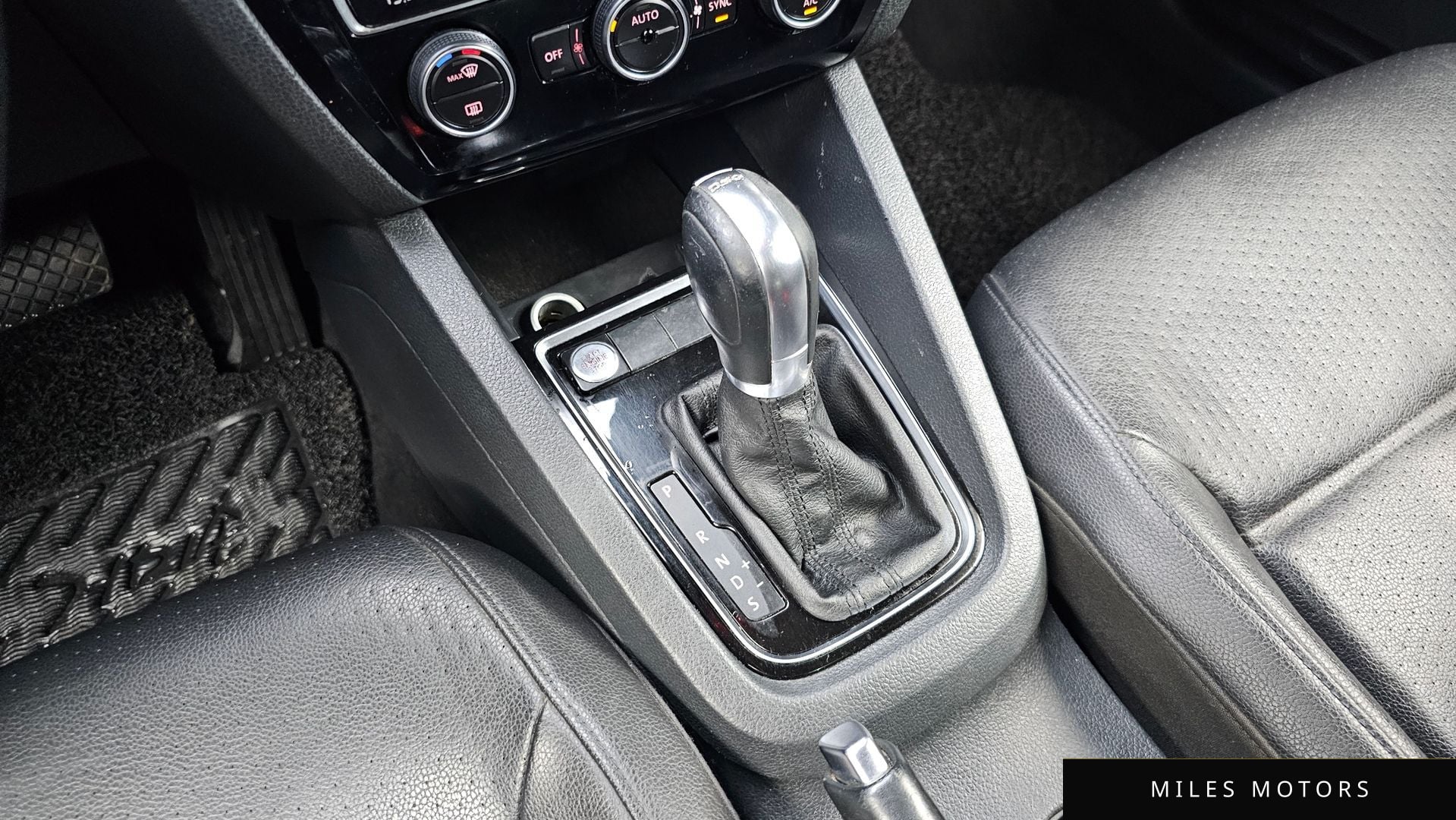 Volkswagen Jetta 2016 — миниатюра 9