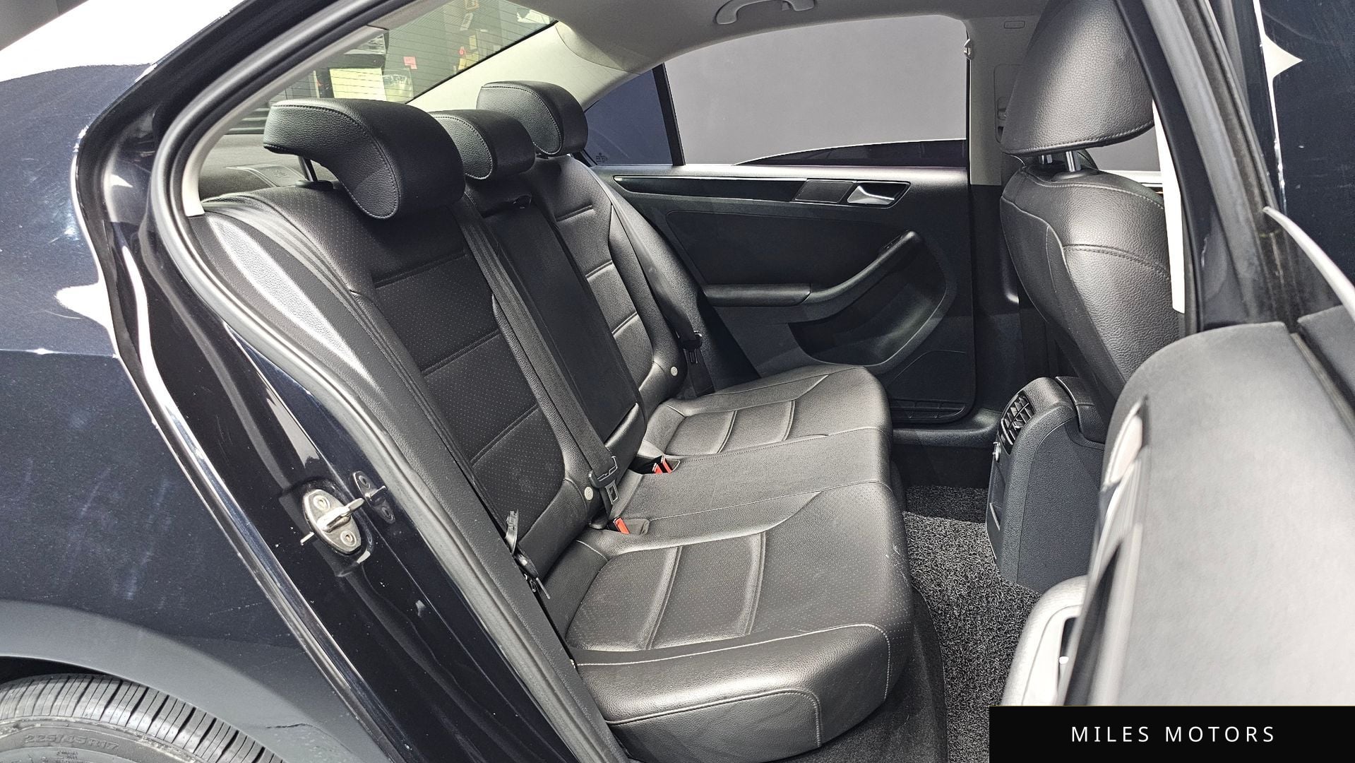 Volkswagen Jetta 2016 — миниатюра 11