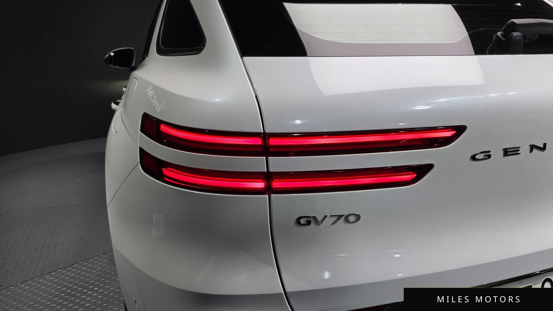 Genesis GV70 2025 — миниатюра 9