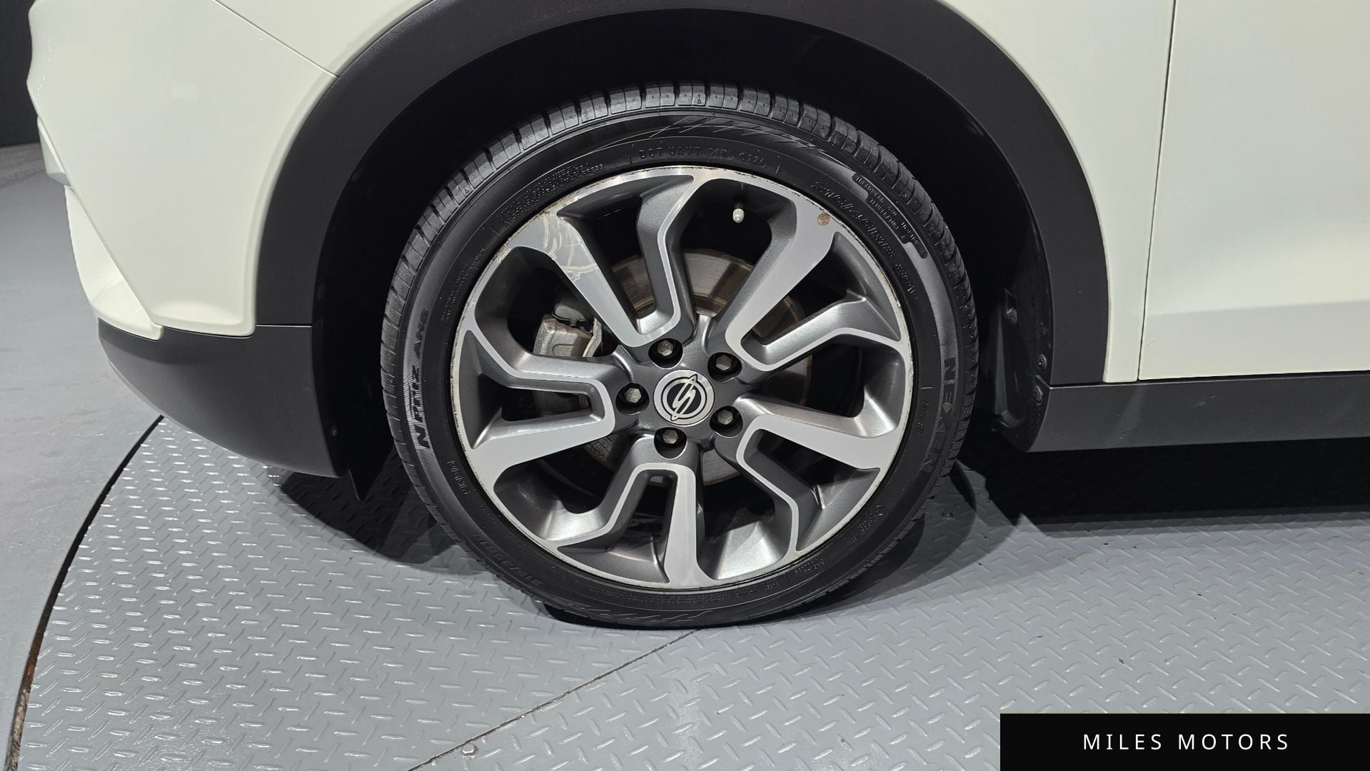KG Mobility Tivoli 2016 — миниатюра 5