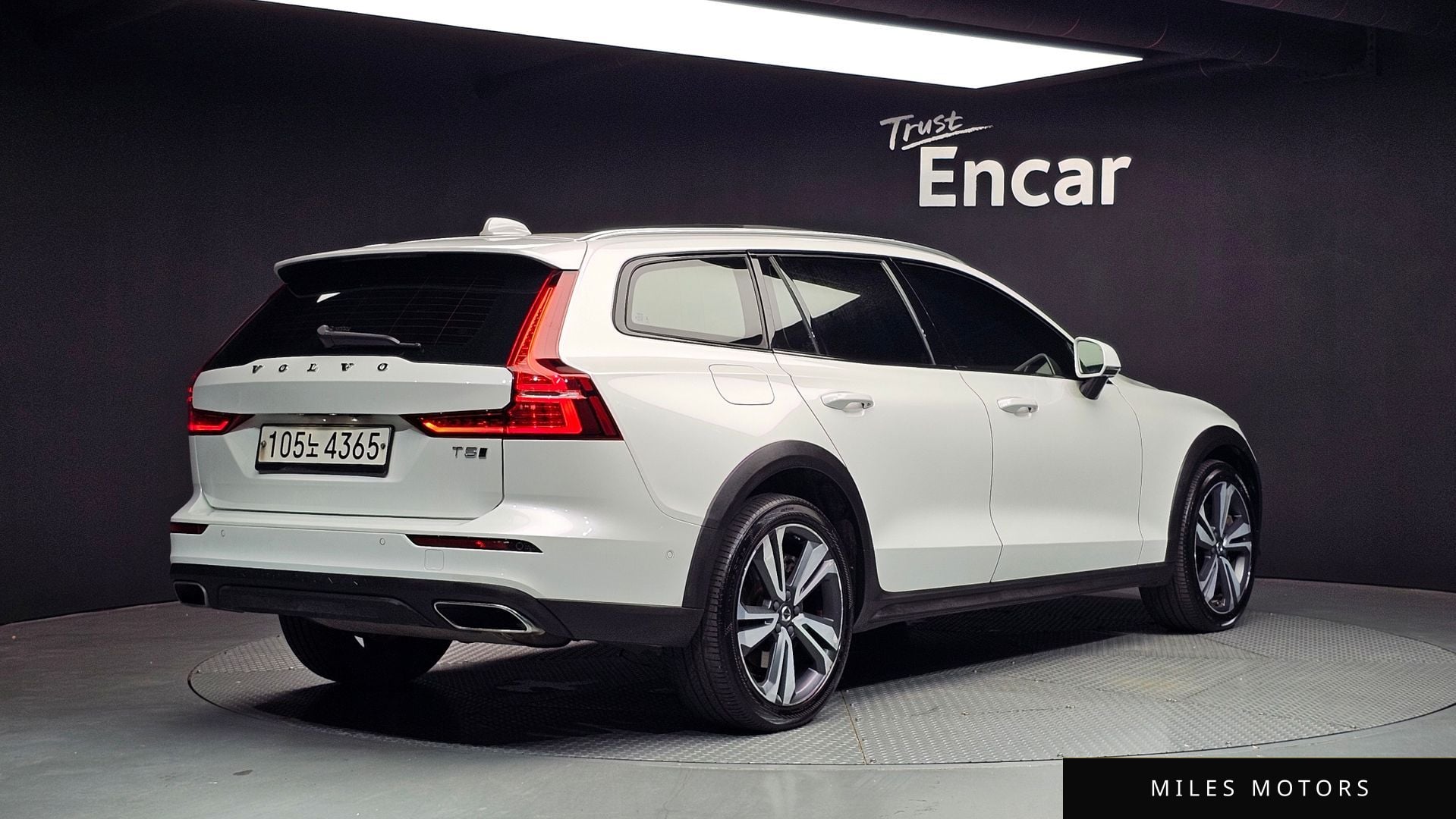 Volvo V60 2020 — миниатюра 2