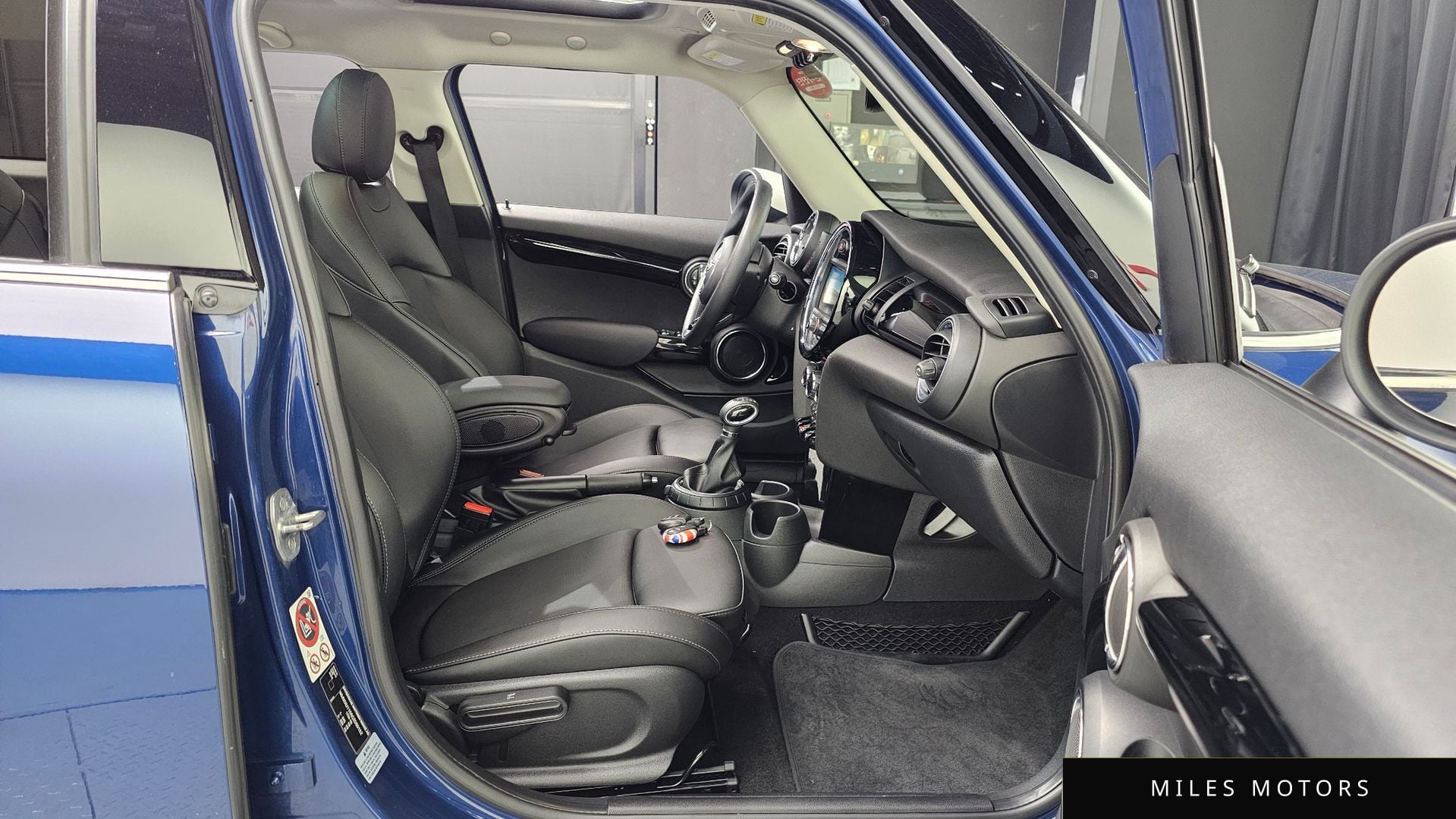 MINI Cooper 2016 — миниатюра 12