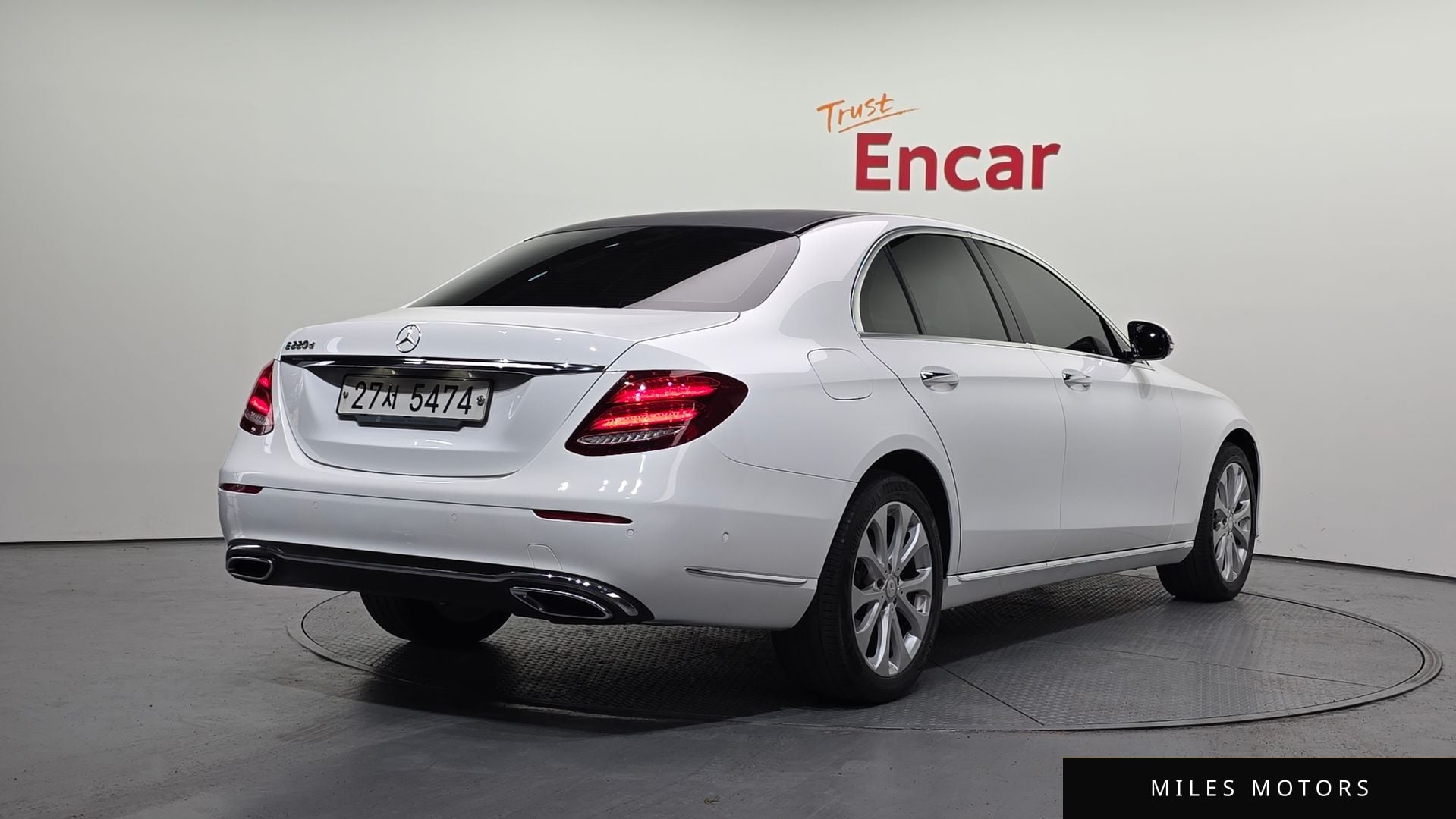 Mercedes-Benz E-Class W213 2017 — миниатюра 2