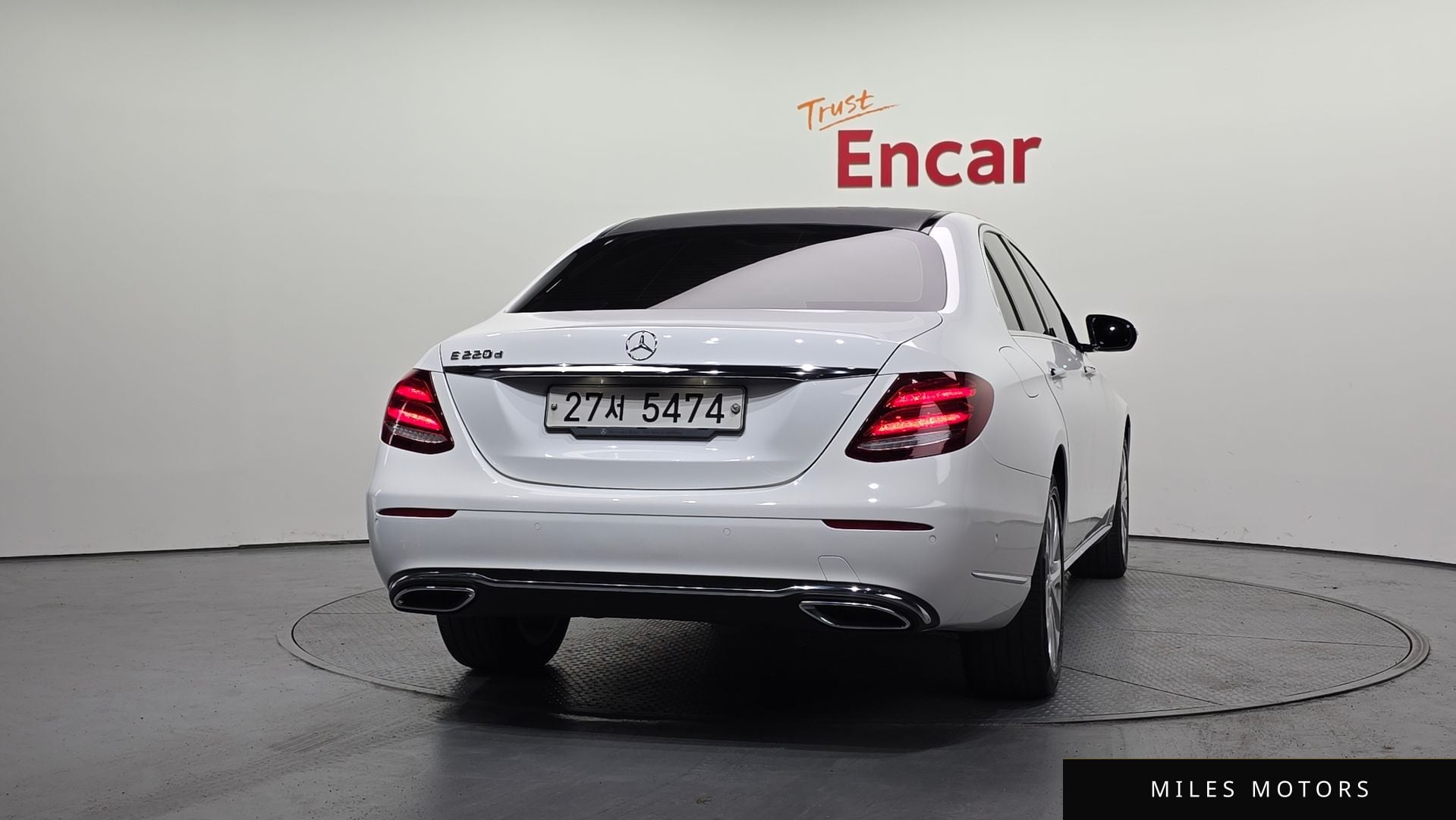 Mercedes-Benz E-Class W213 2017 — миниатюра 4