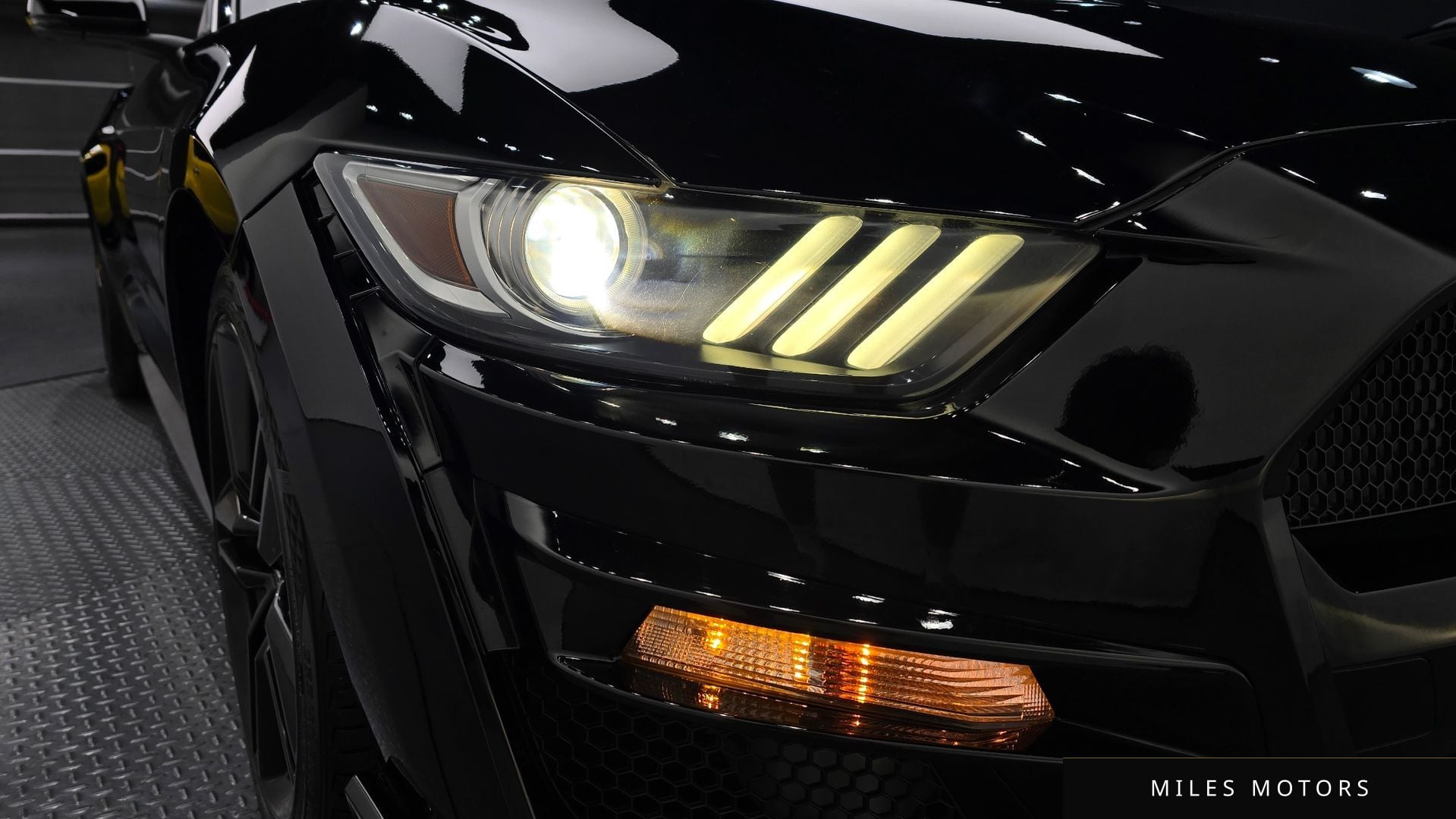 Ford Mustang 2017 — миниатюра 8