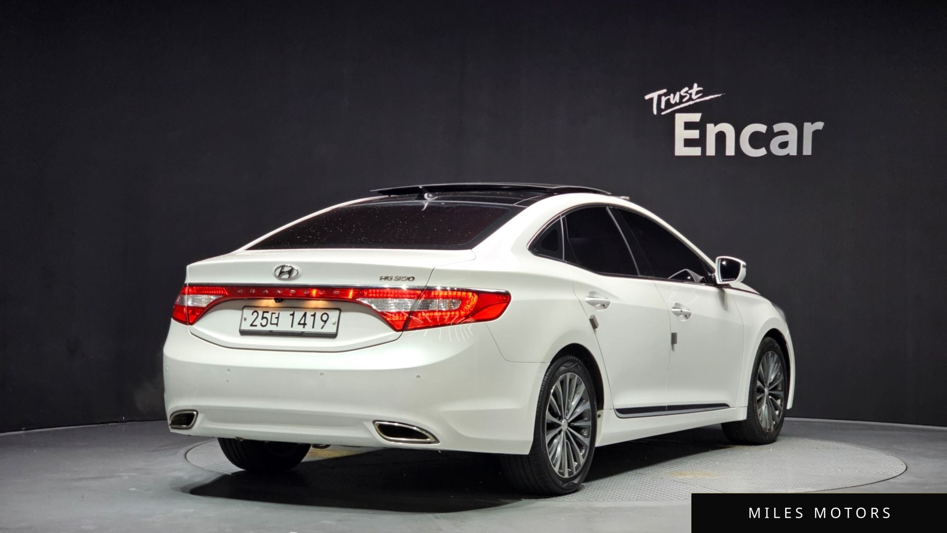 Hyundai Grandeur 2014 — миниатюра 2