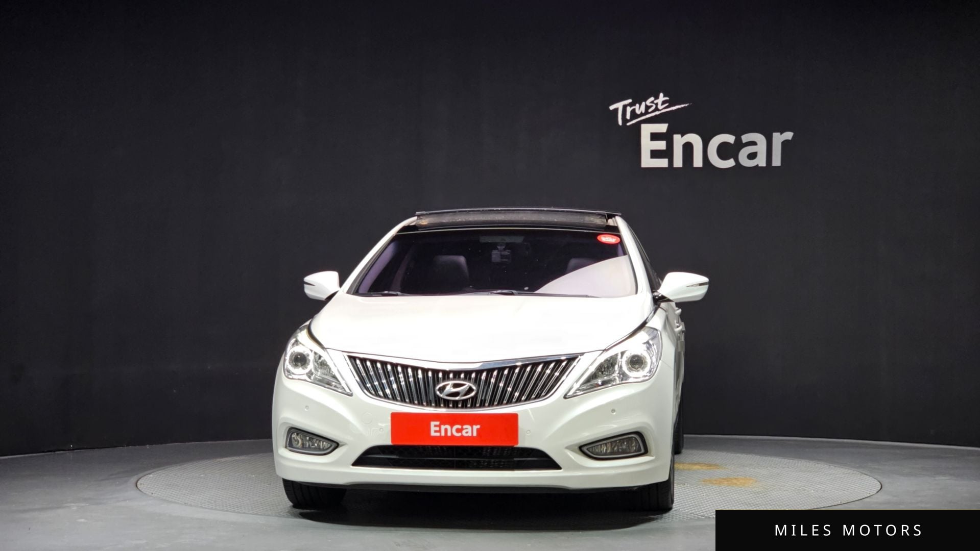 Hyundai Grandeur 2014 — миниатюра 3