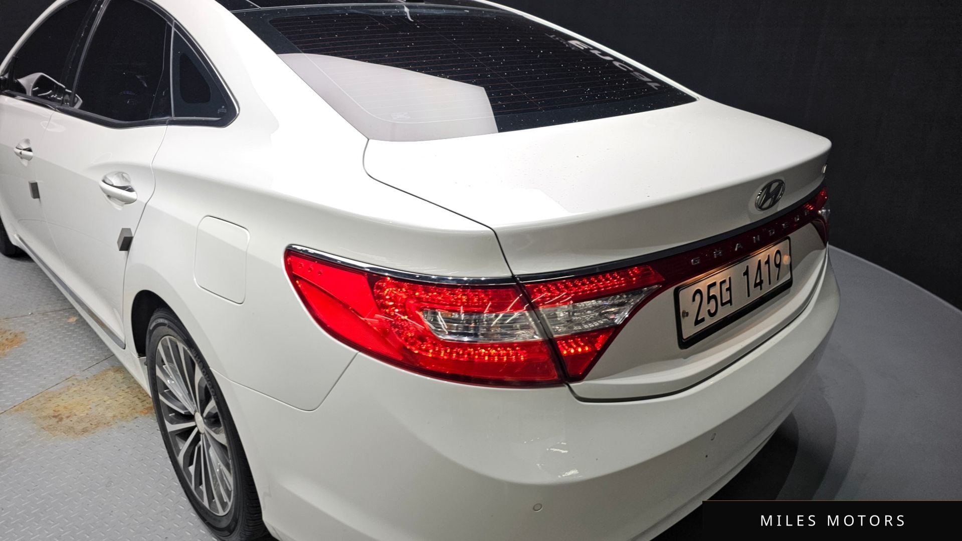 Hyundai Grandeur 2014 — миниатюра 9