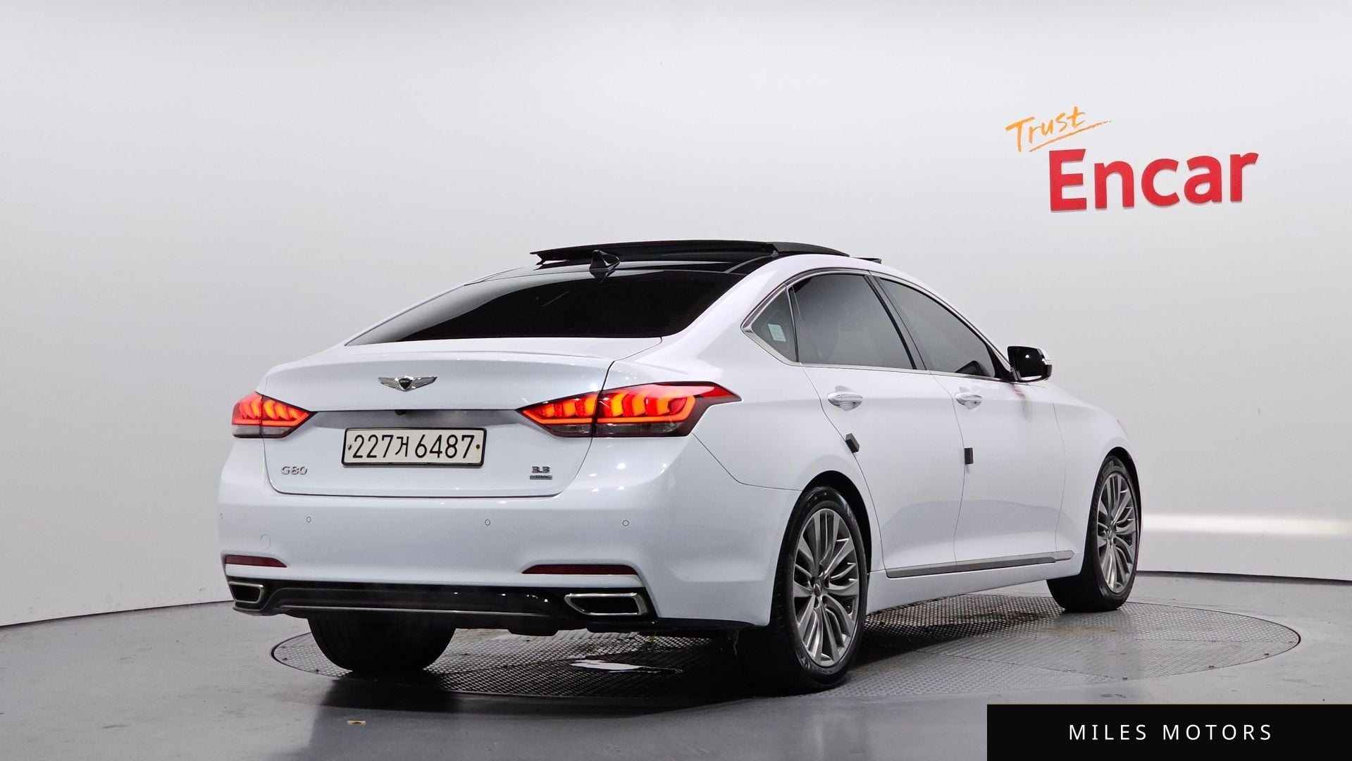 Genesis G80 2018 — миниатюра 2