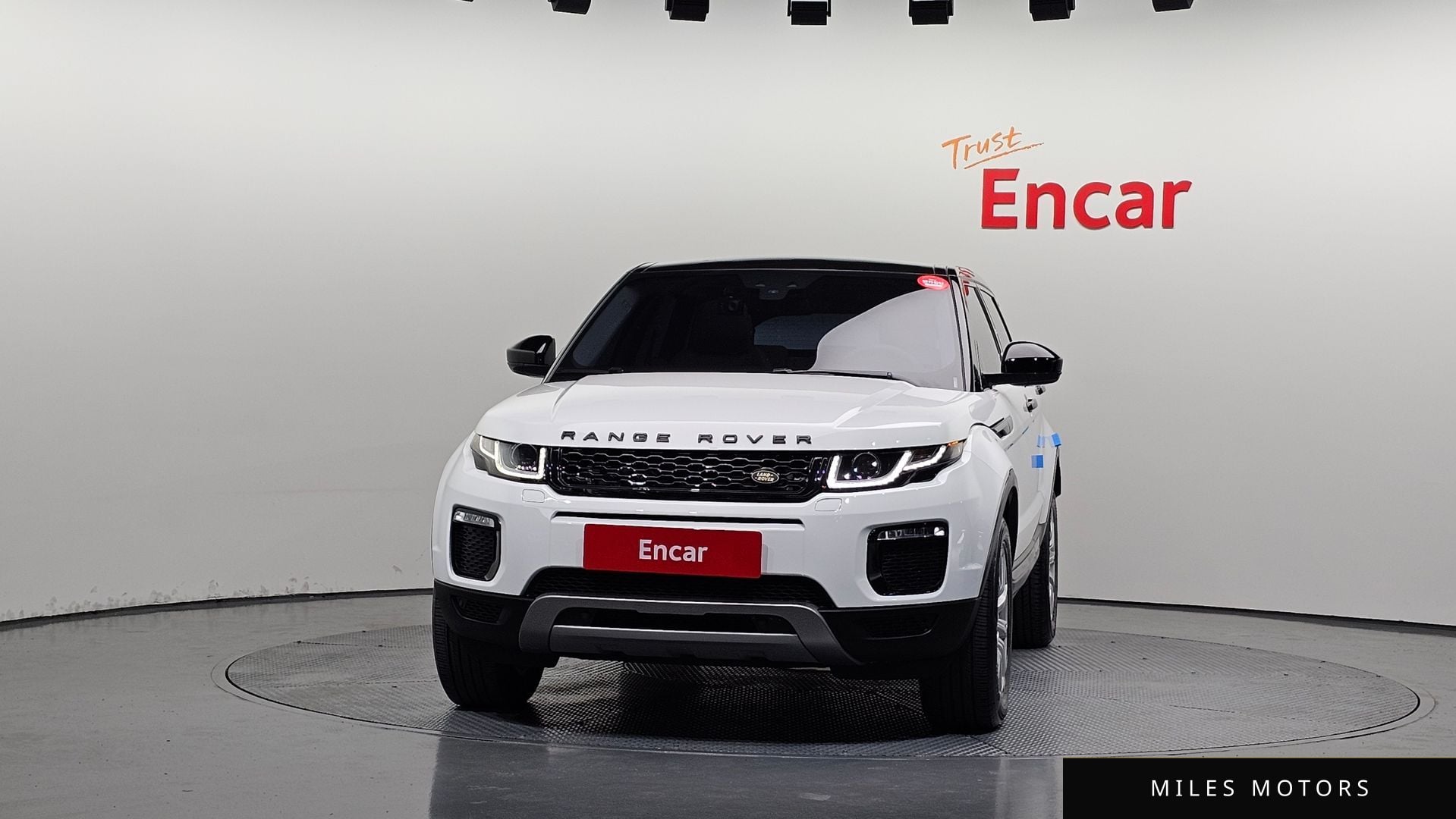 Land Rover Range Rover Evoque 2018 — миниатюра 3