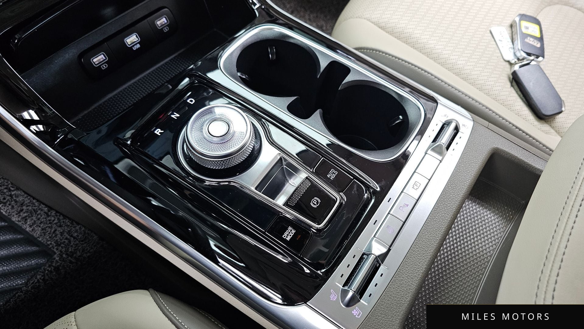 Kia Carnival 2023 — миниатюра 12