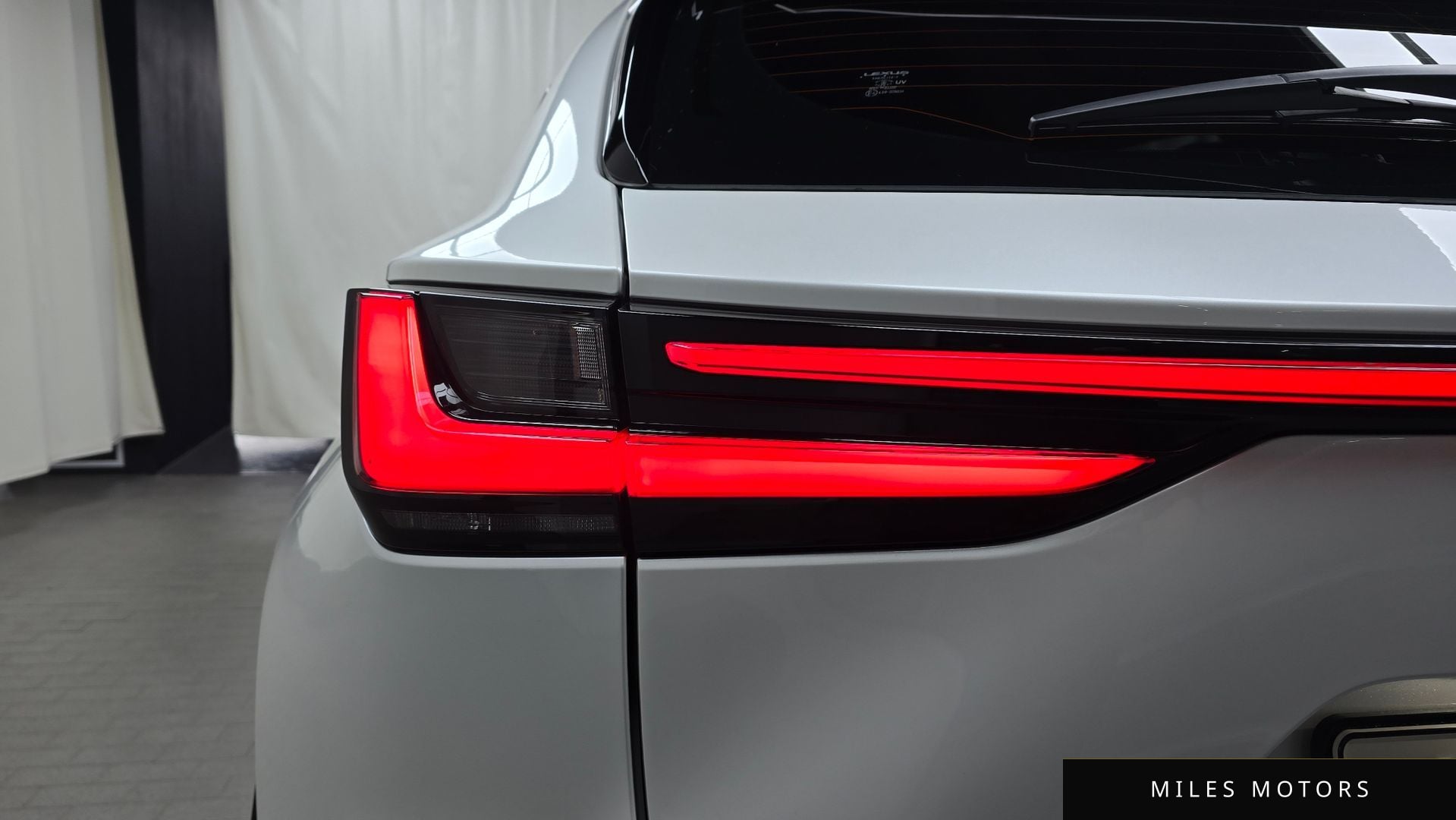 Лексус NX350h 2023 — миниатюра 9