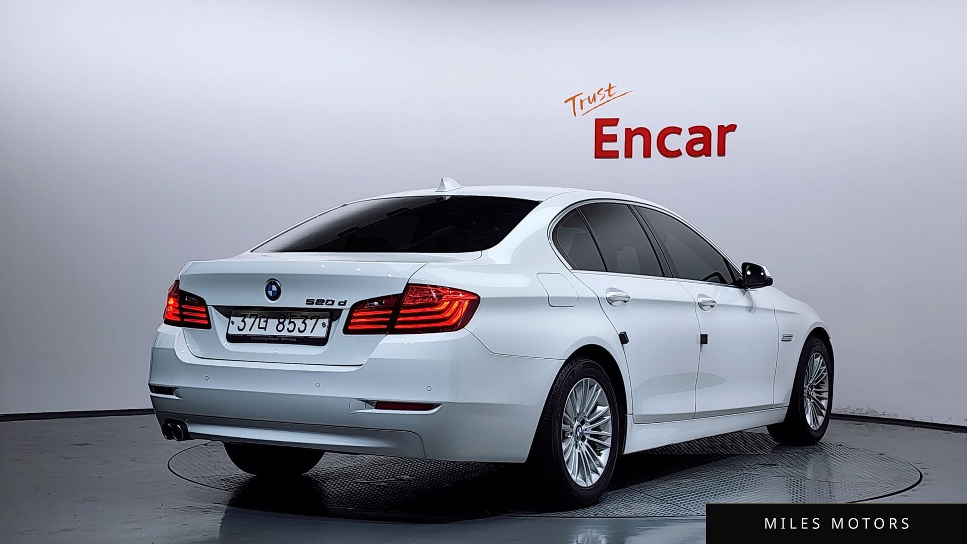 BMW 5 Series (F10) 2014 — миниатюра 2