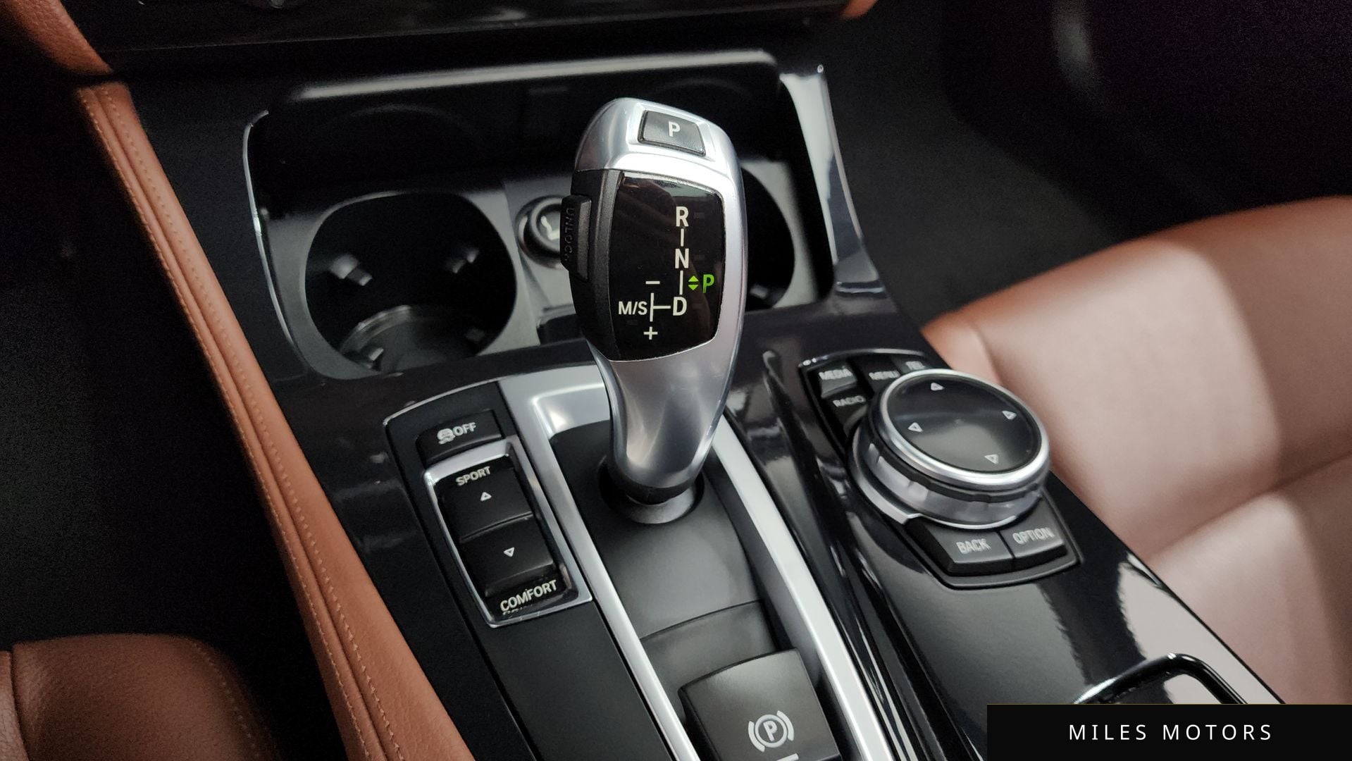 BMW 5 Series (F10) 2014 — миниатюра 9