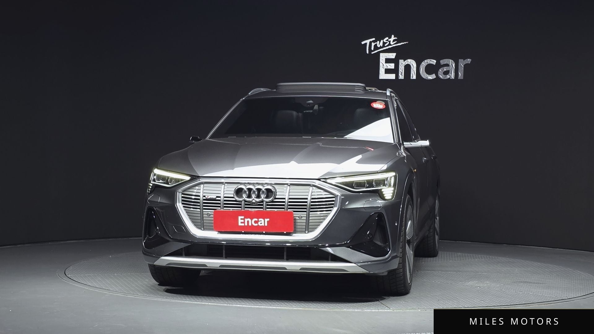 Audi e-tron 2022 — миниатюра 3