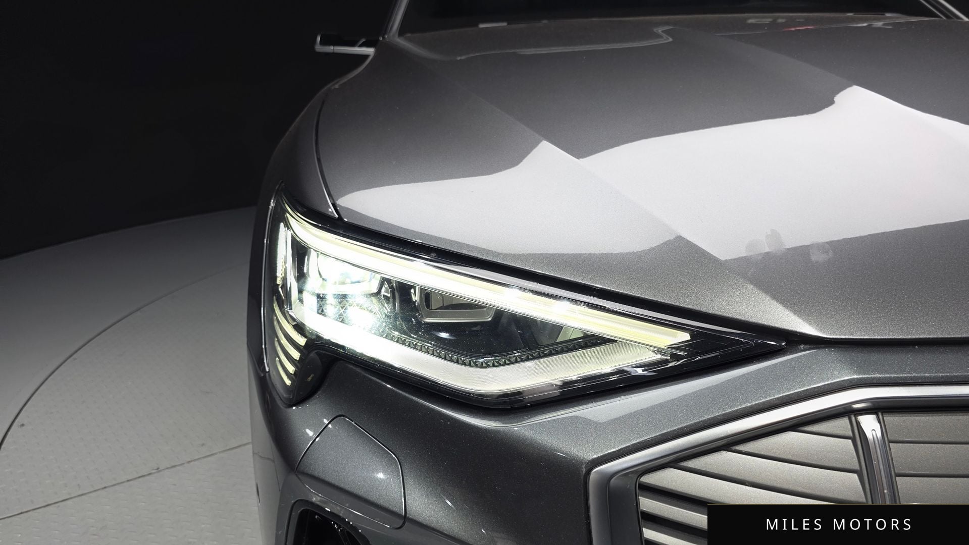 Audi e-tron 2022 — миниатюра 8