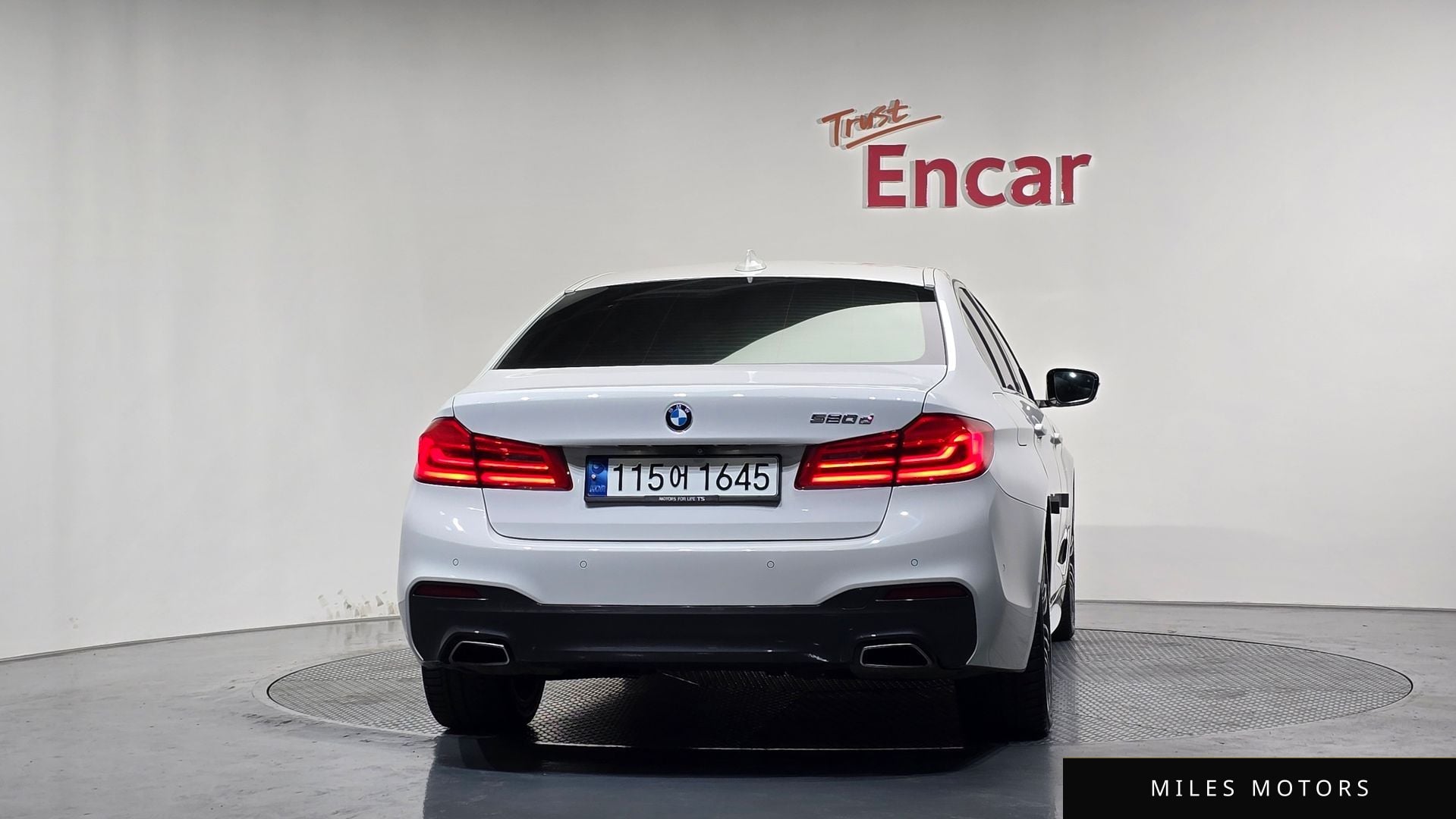 BMW 5 Series (G30) 2020 — миниатюра 4