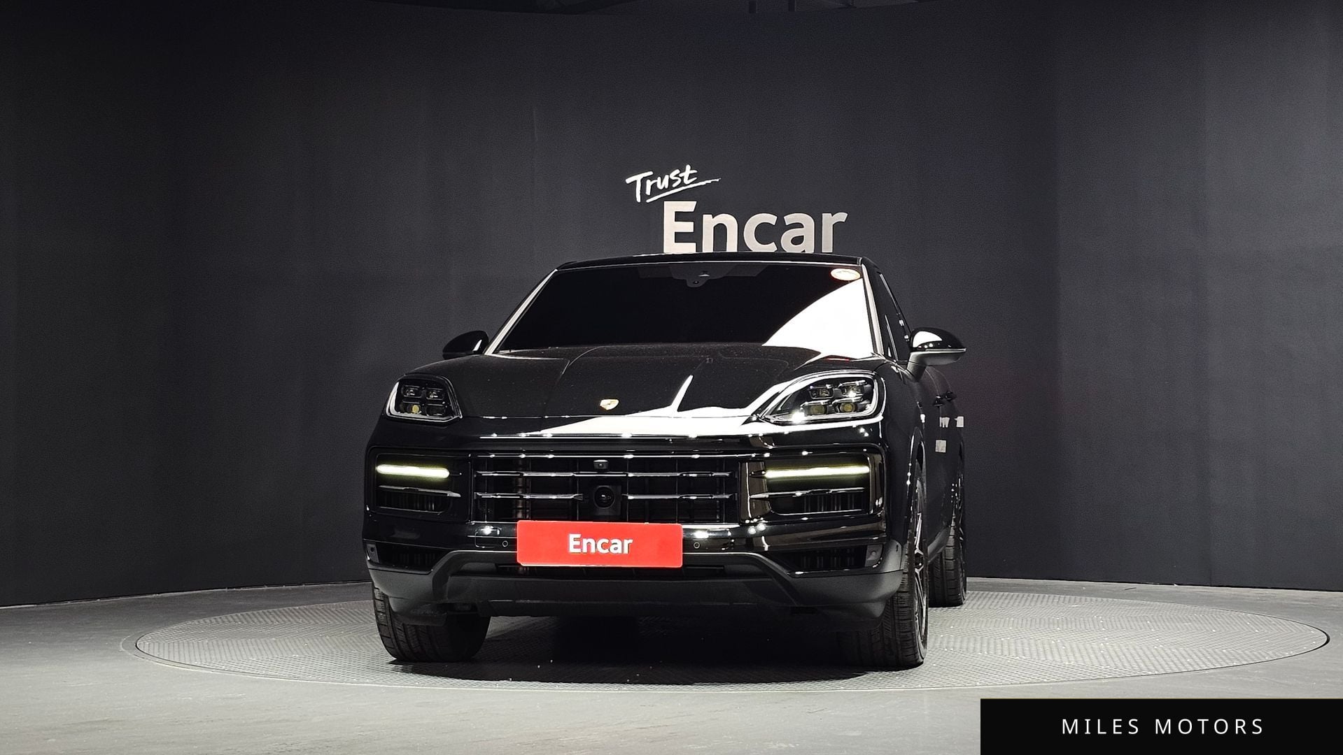 Porsche Cayenne 2025 — миниатюра 3