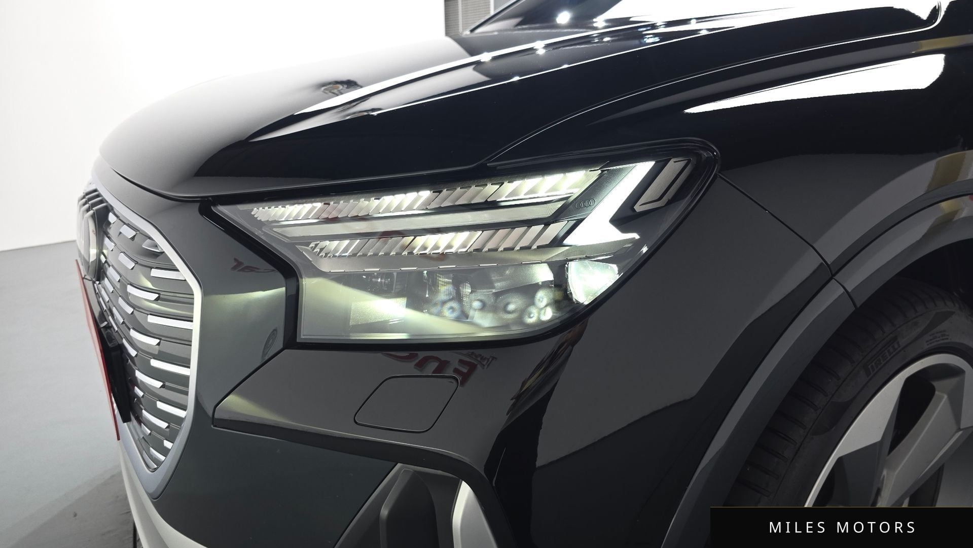 Audi Q4 e-tron 2025 — миниатюра 7