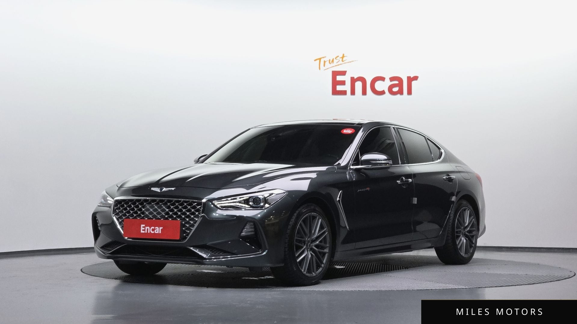 Genesis G70 2018 — фото 1 из 12