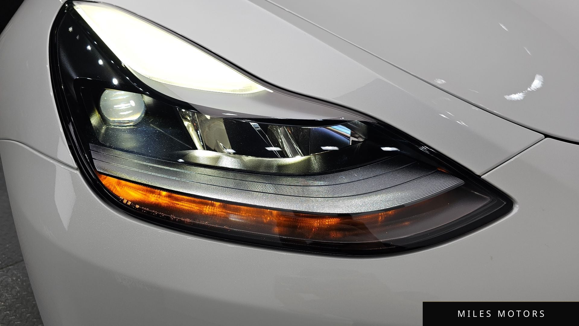 Tesla Model Y 2023 — миниатюра 7