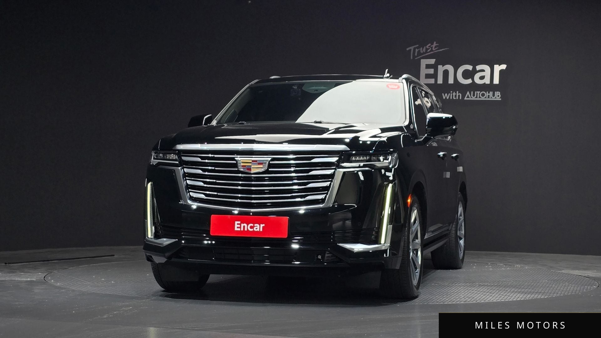 Cadillac Escalade 2023 — миниатюра 3