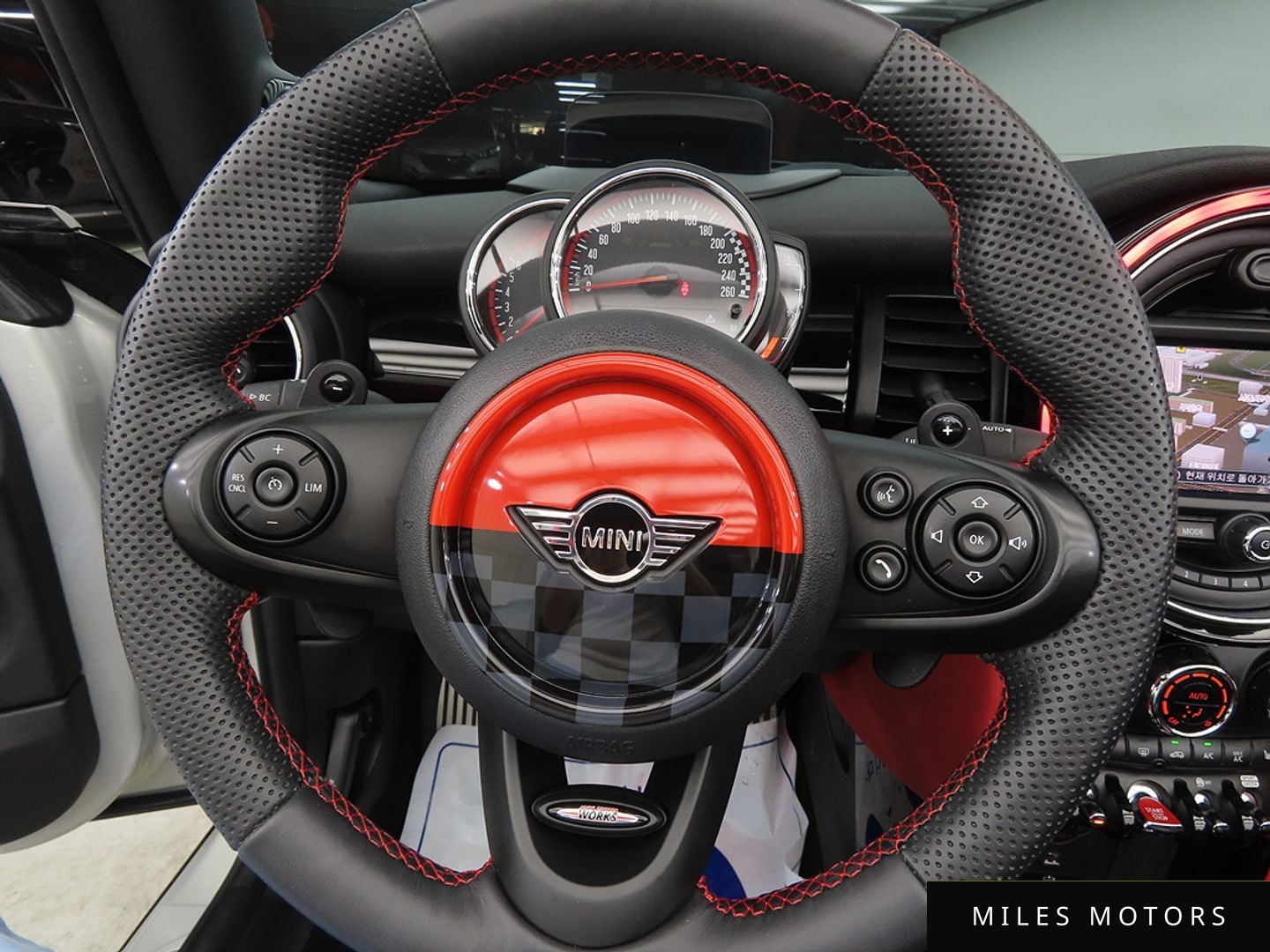 MINI Cooper Convertible 2020 — миниатюра 9