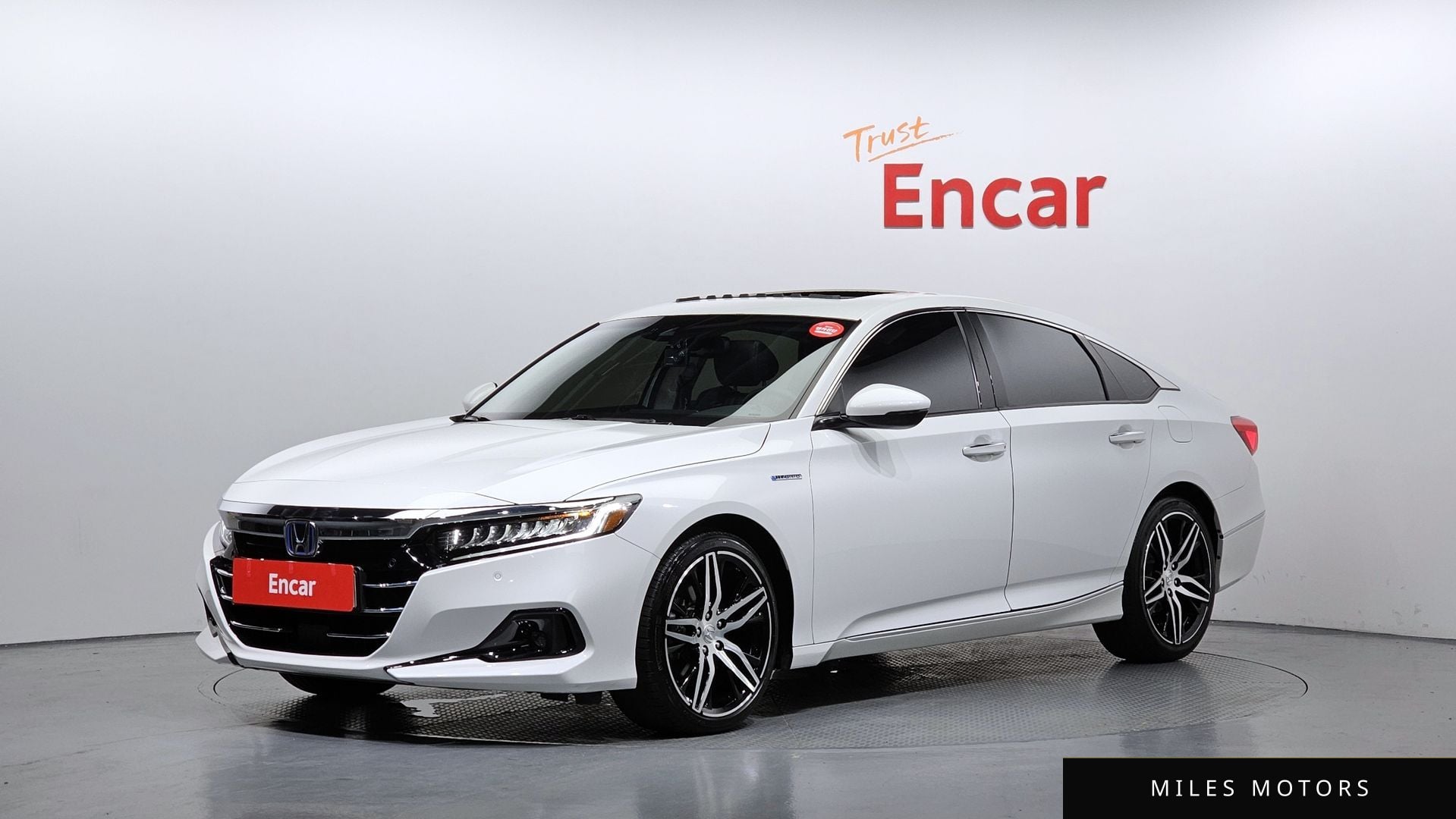 Honda Accord 2022 — фото 1 из 12