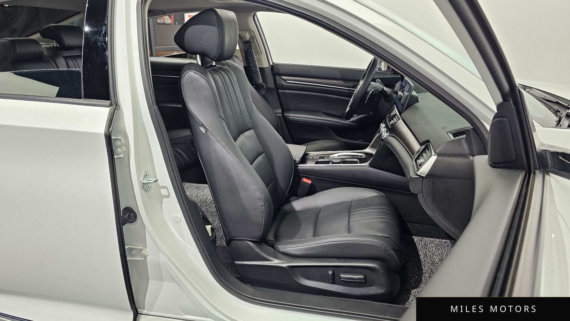 Honda Accord 2022 — миниатюра 12