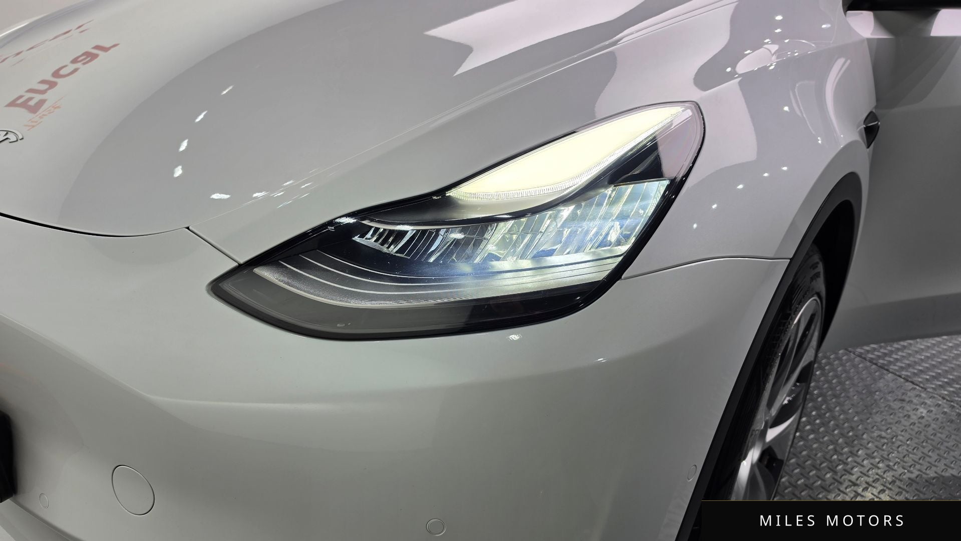Tesla Model Y 2021 — миниатюра 7