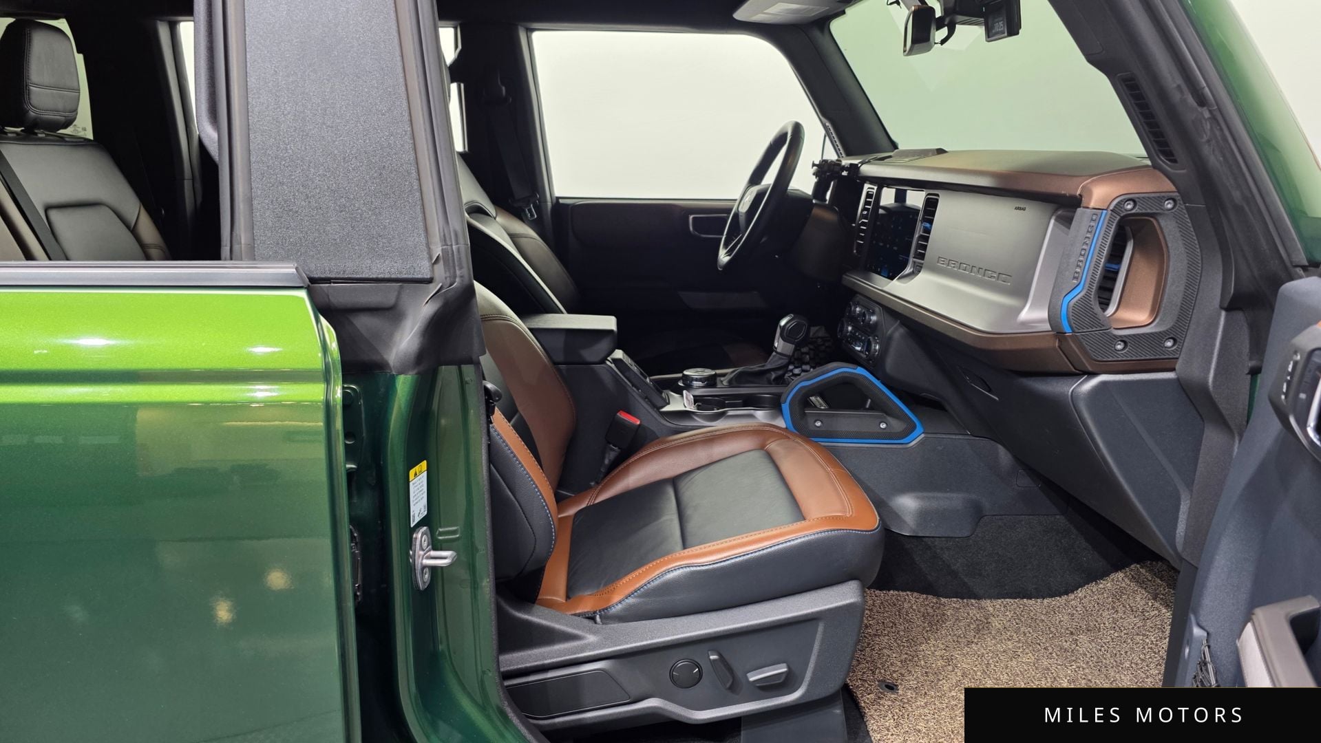 Ford Bronco 2023 — миниатюра 11