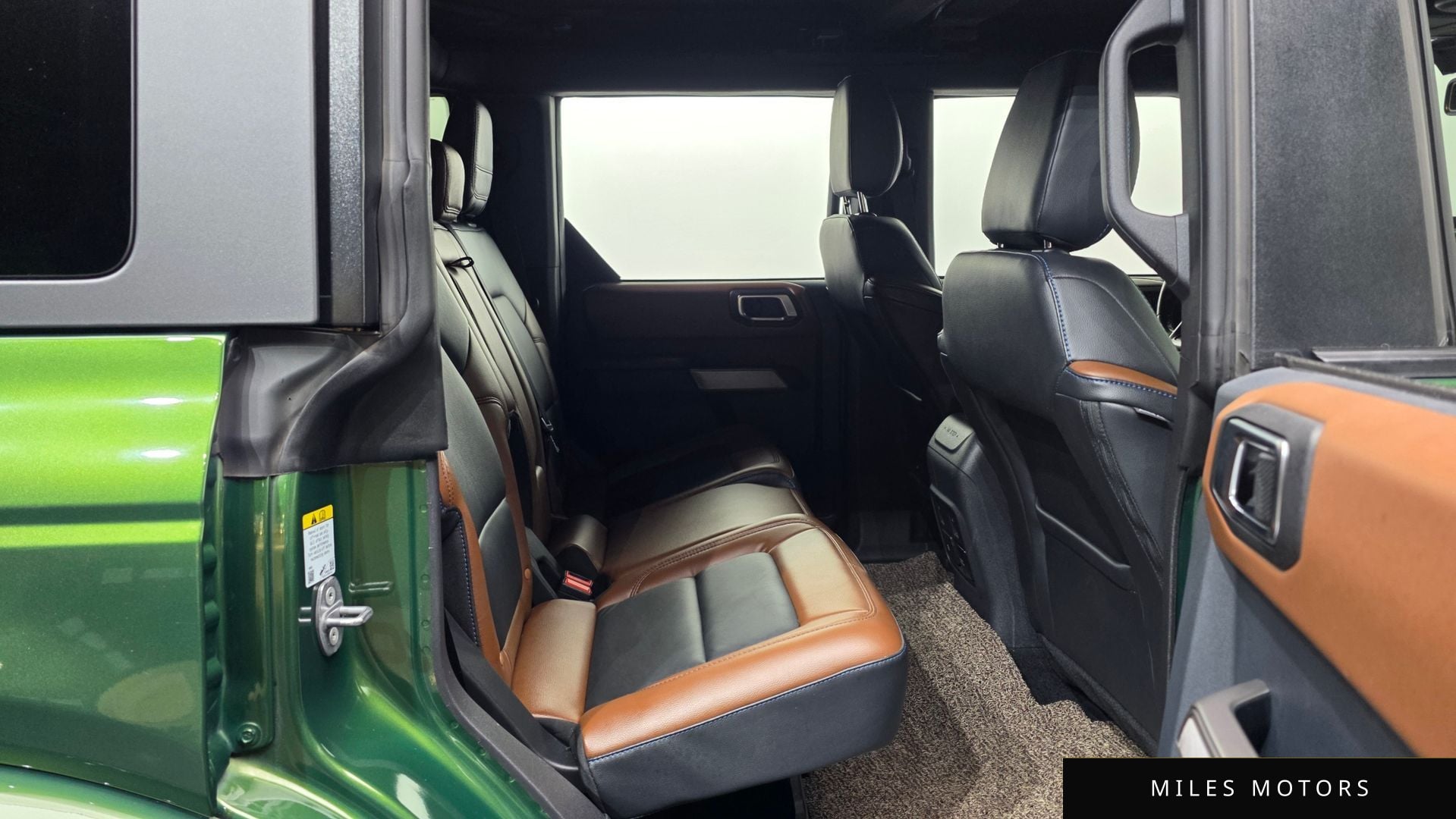 Ford Bronco 2023 — миниатюра 12